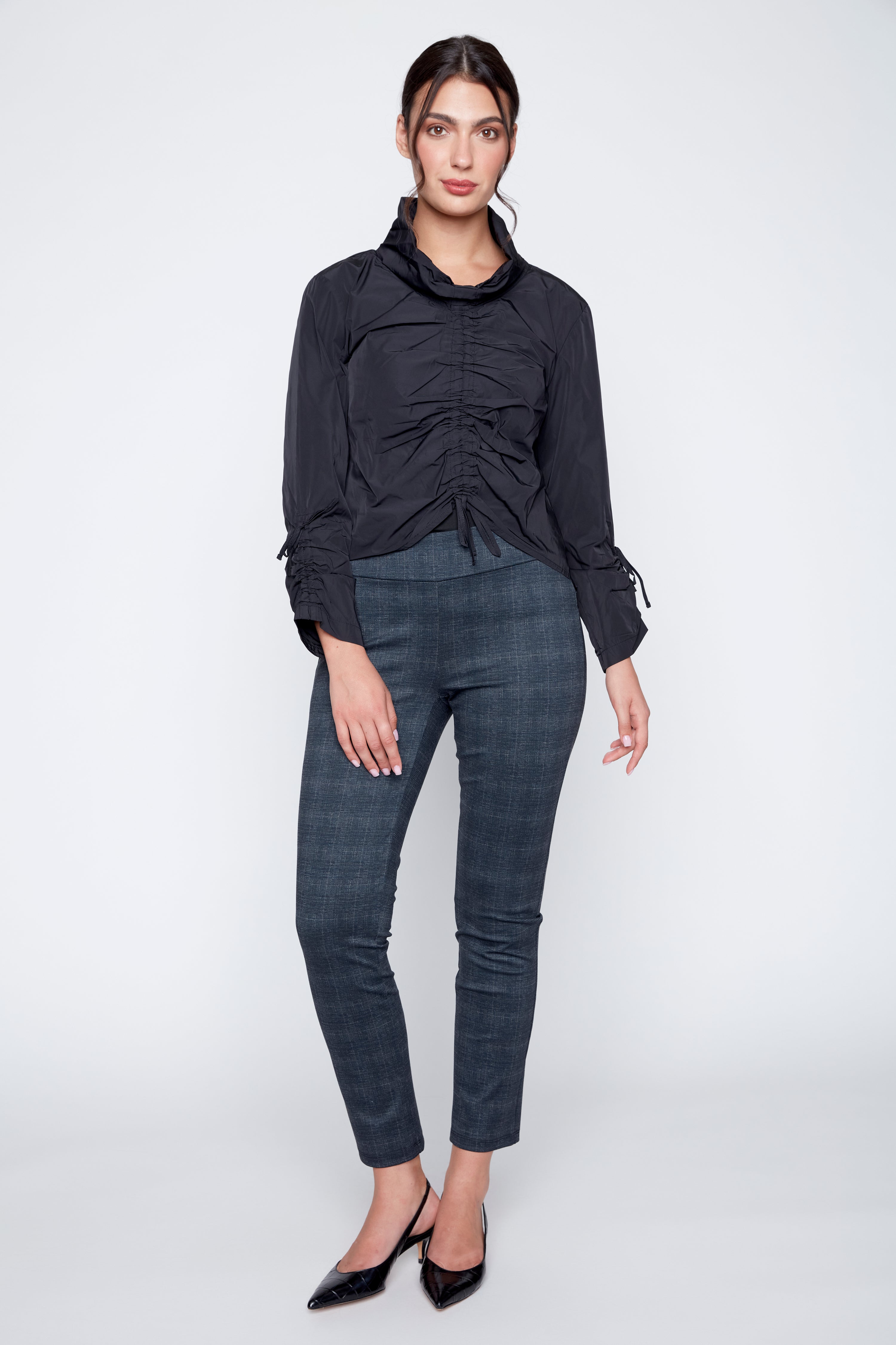 La veste unie avec détail cordon