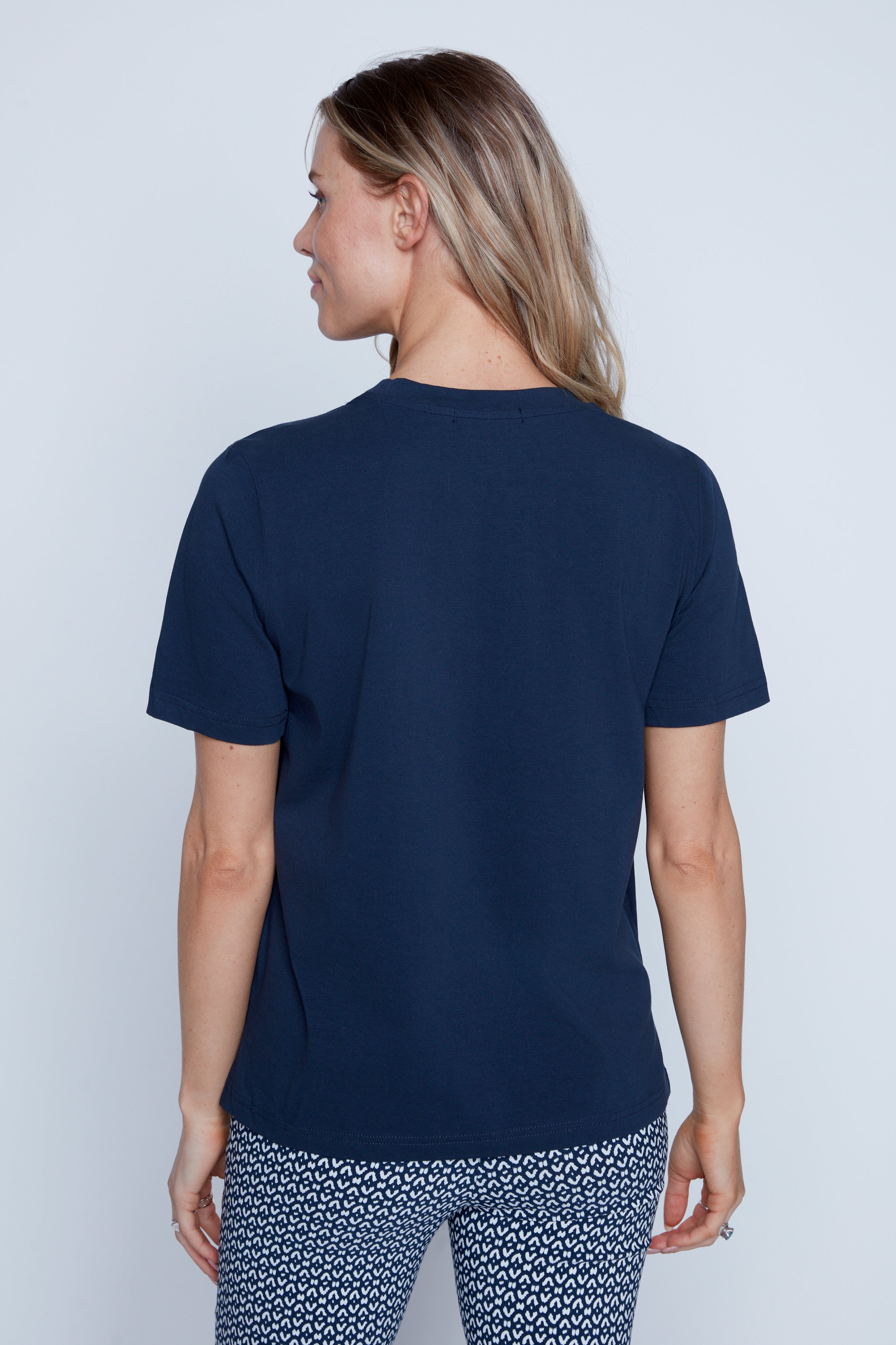 Flower embroidery t-shirt