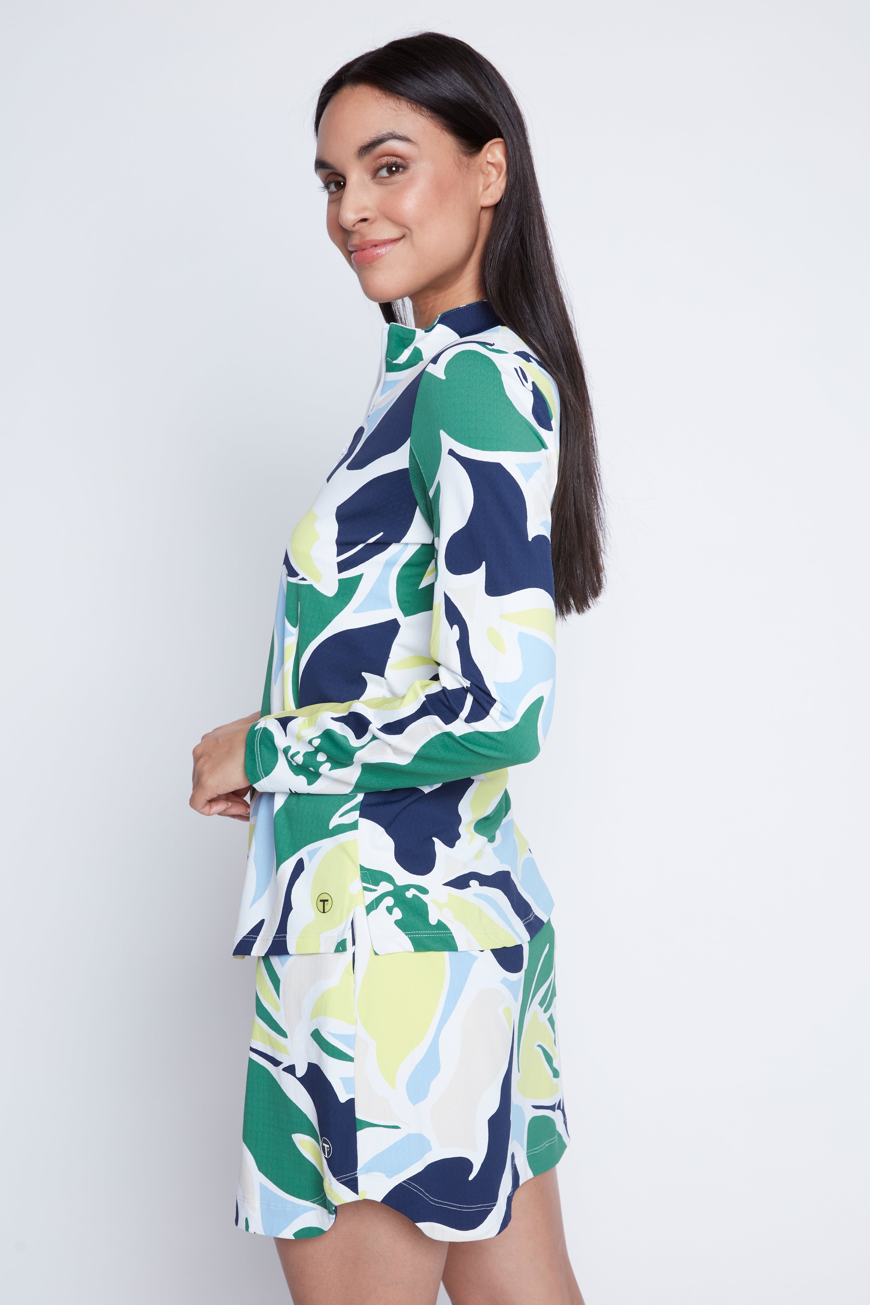 Printed v-neck UV protection top