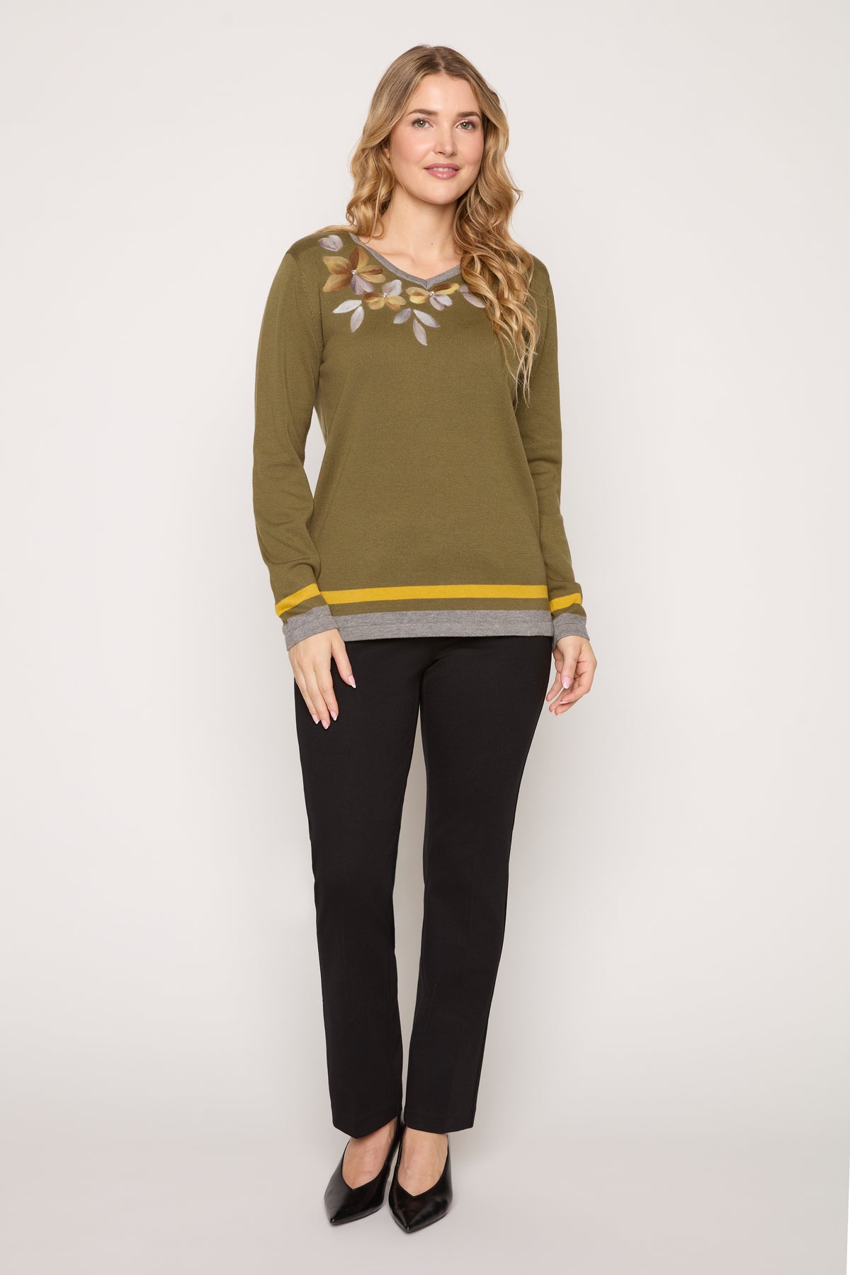 #Color_KHAKI