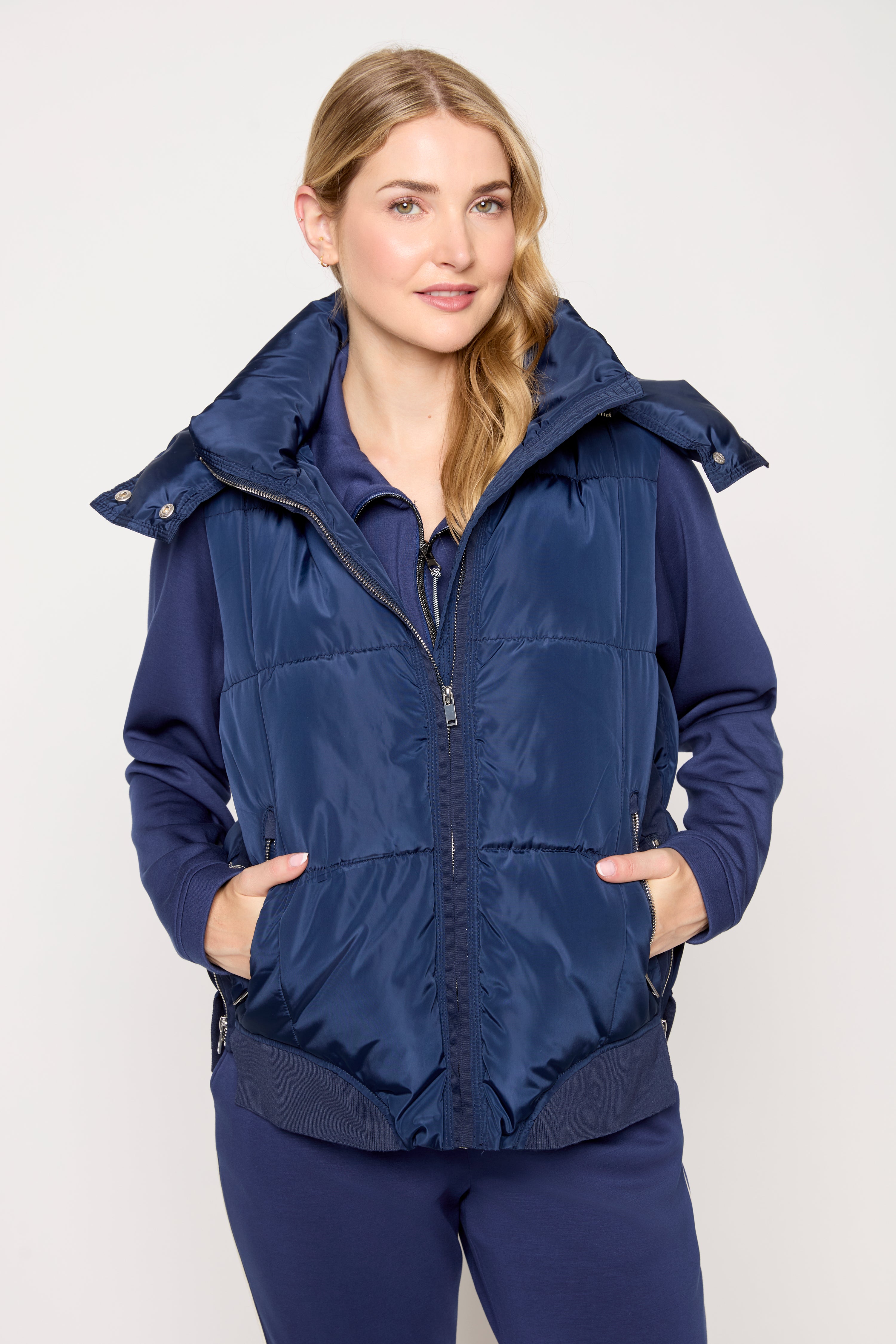 #Color_NAVY