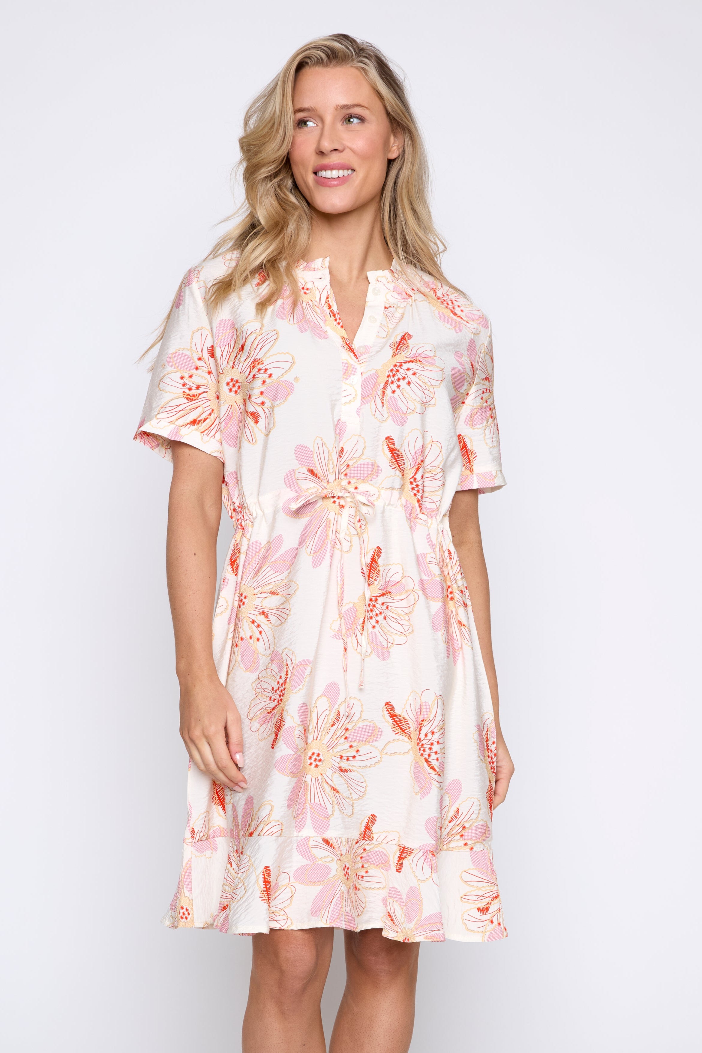 La robe à volants à imprimé floral