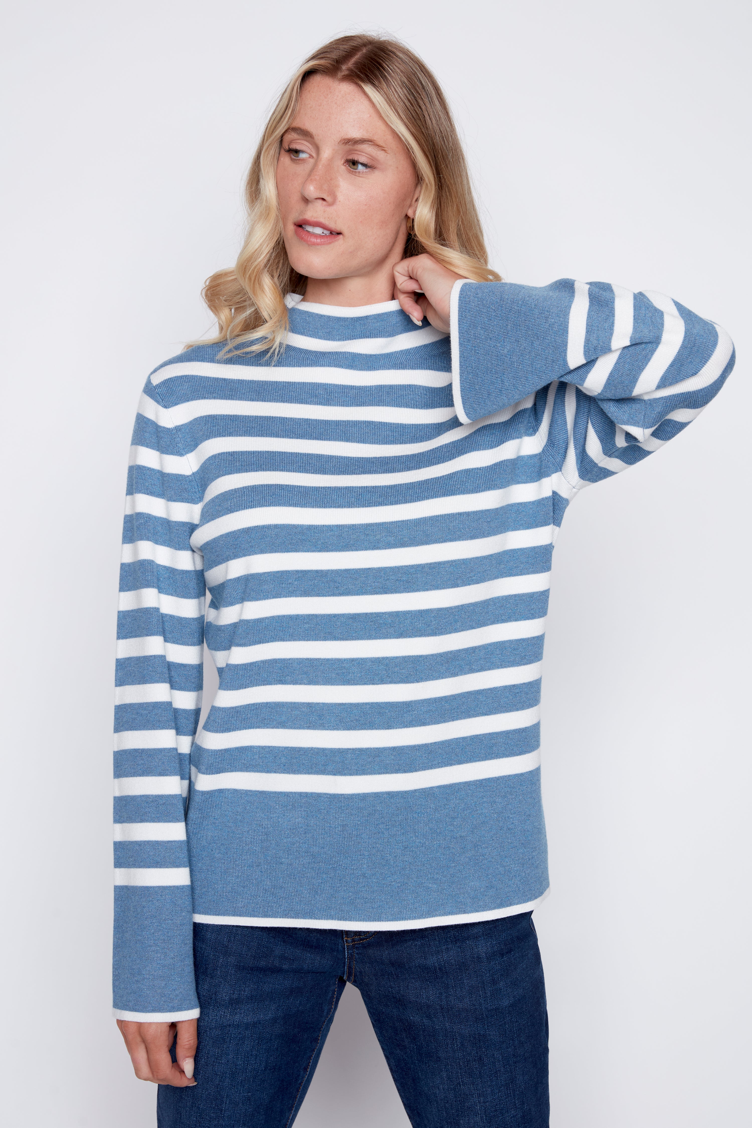 Bell sleeve stripe sweater
