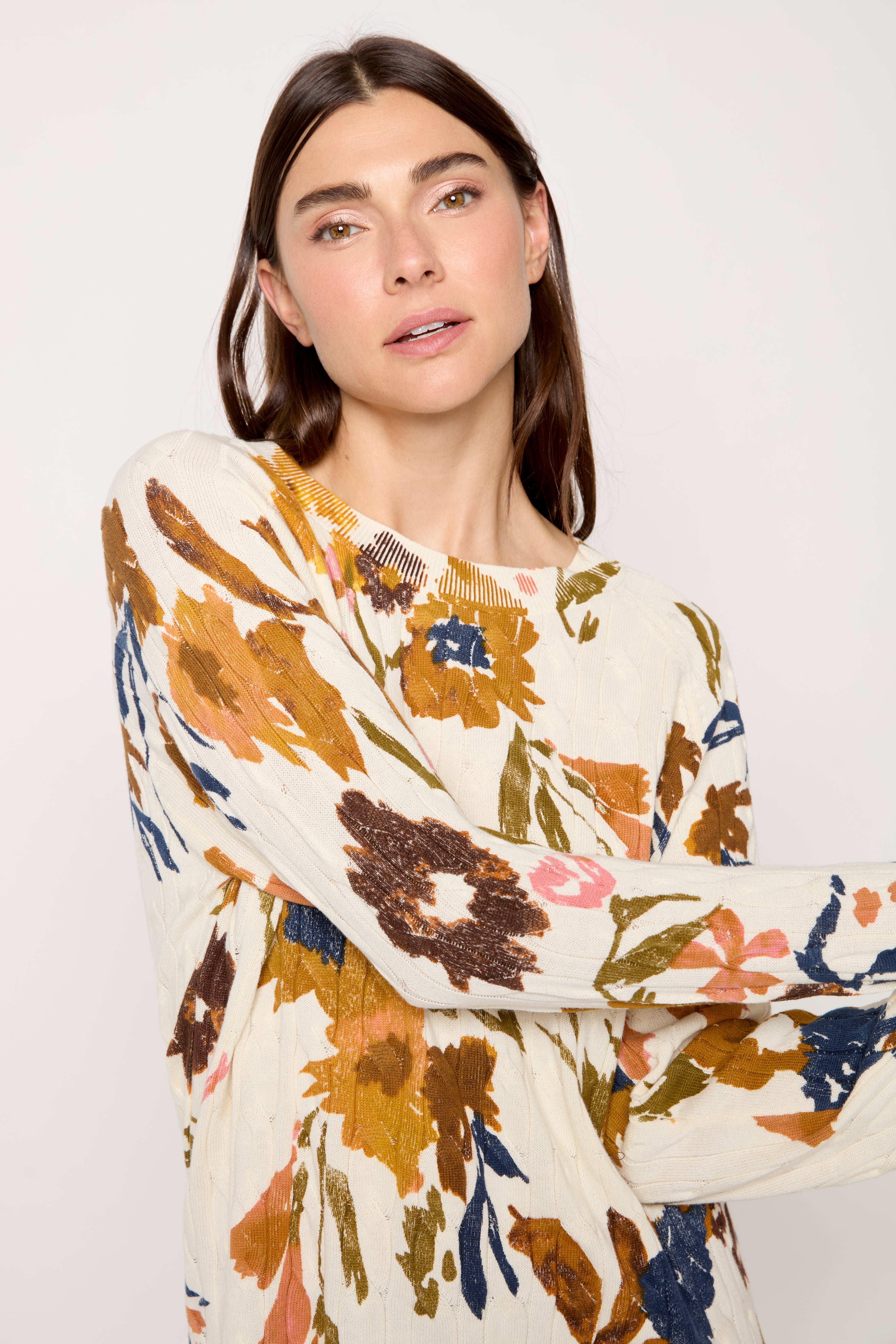 Le pull en coton imprimé à col rond