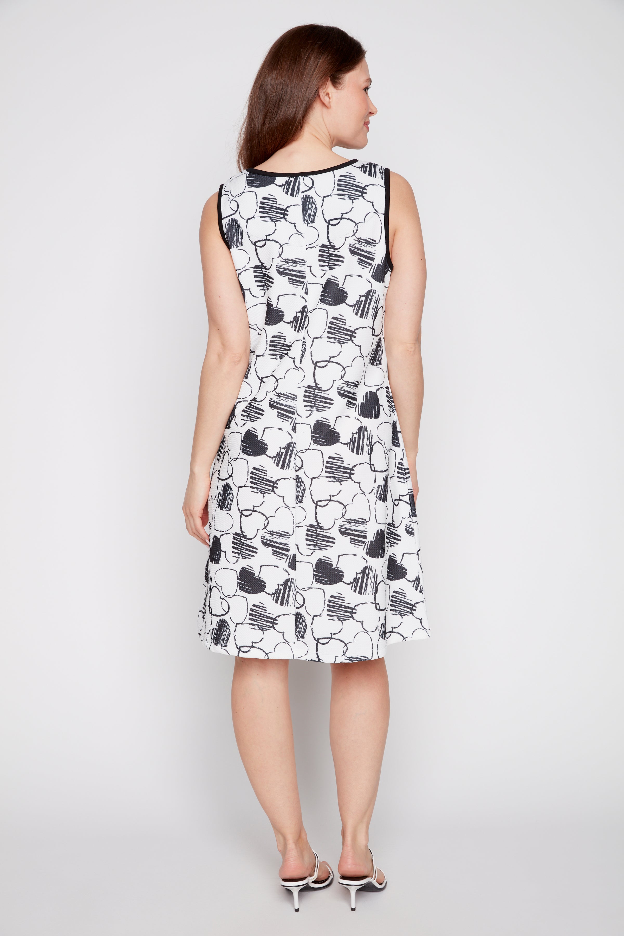 La robe à motif coeur
