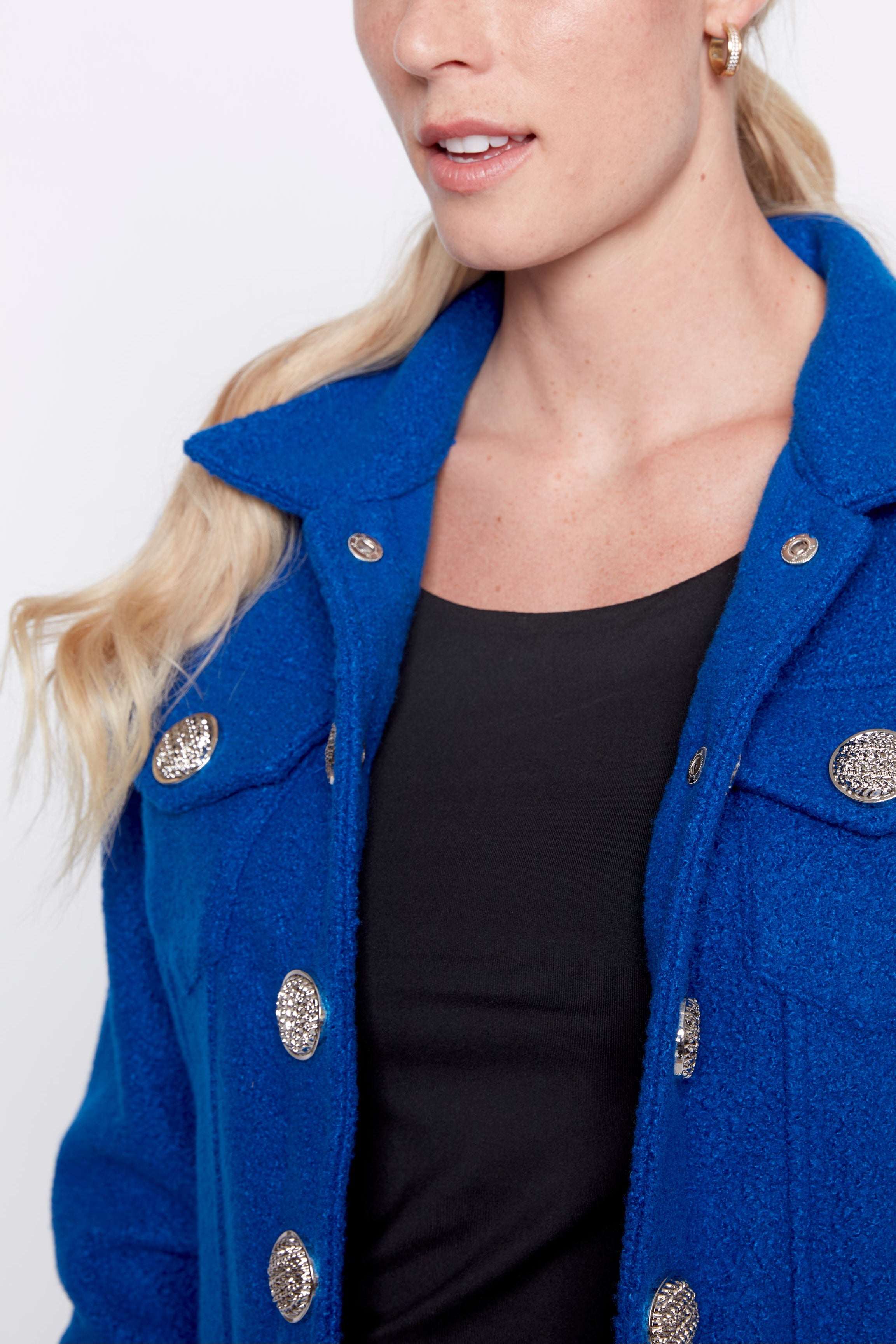 La veste en laine bouillie à gros boutons