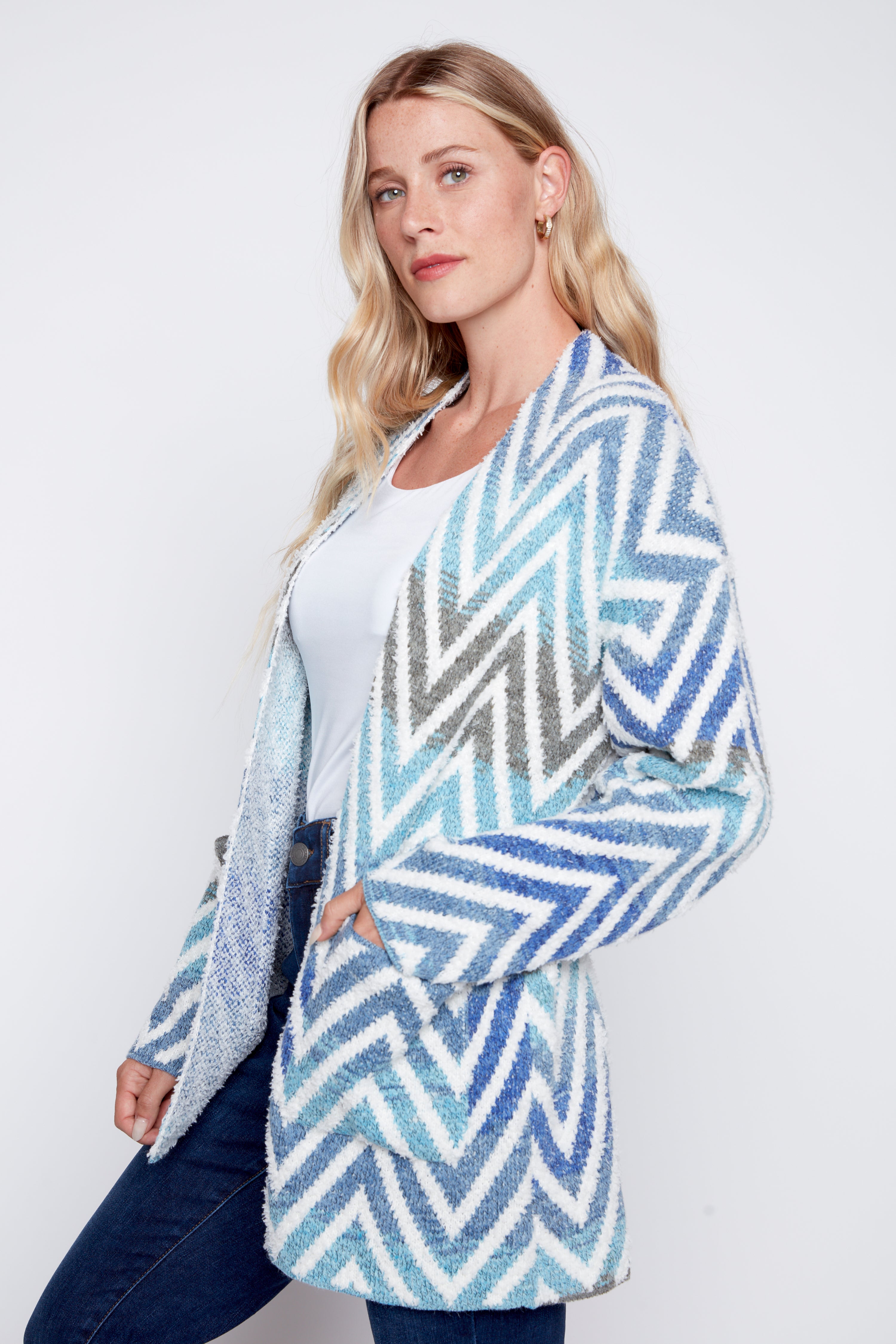 Zig zag design eyelash coatigan