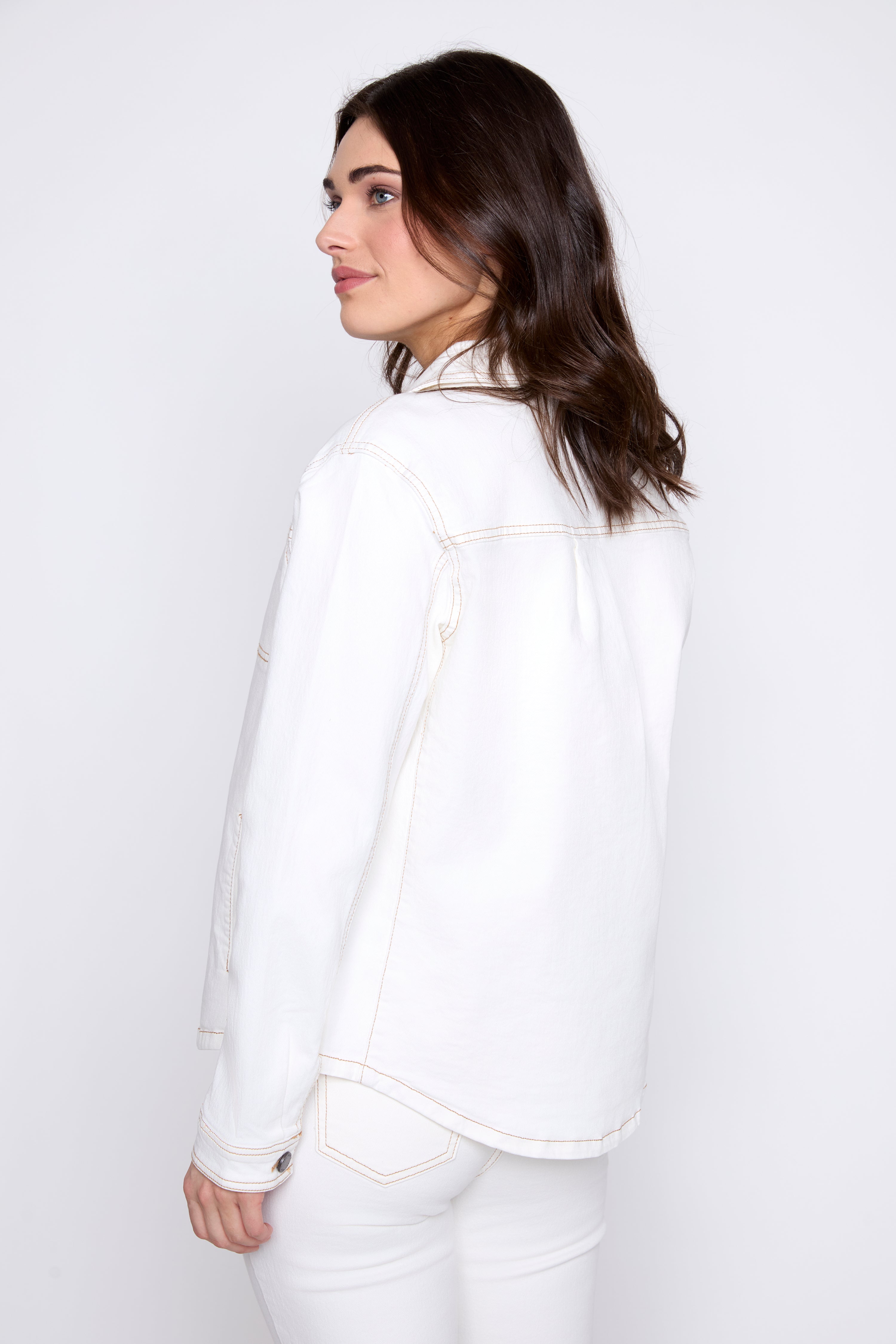 Rounded hem jean jacket