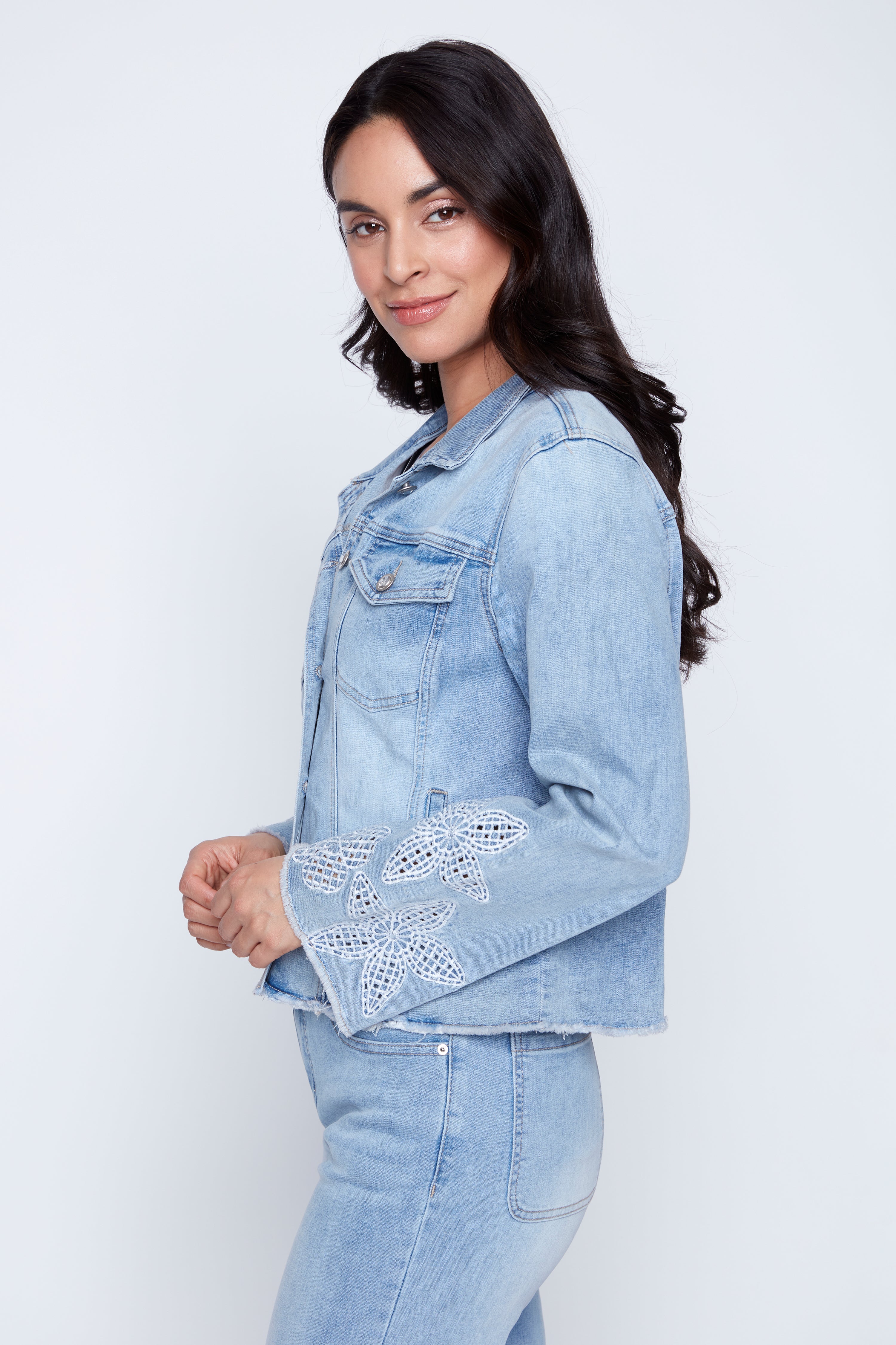 Floral embroidery crop jean jacket