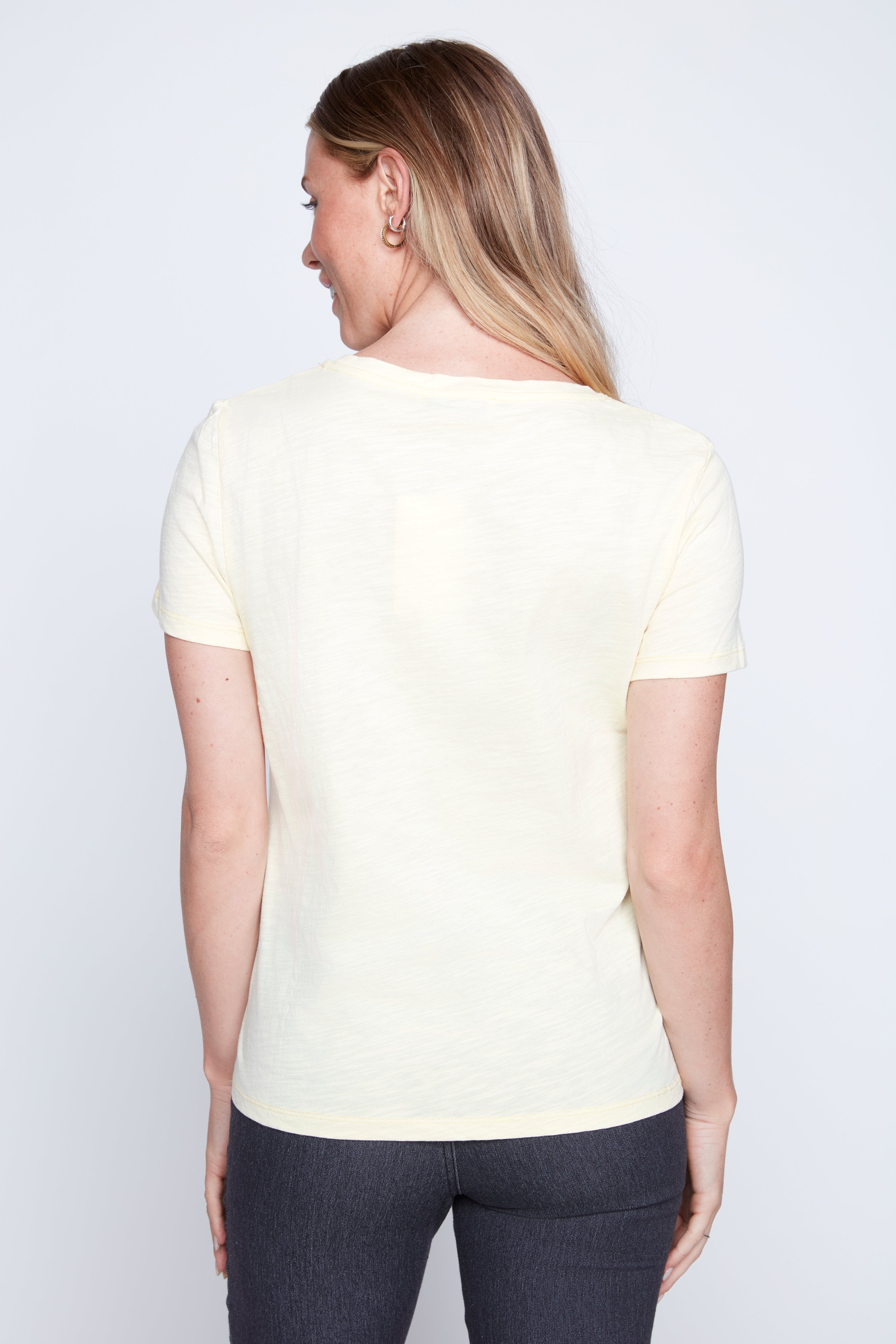 Soft yellow floral graphic t-shirt