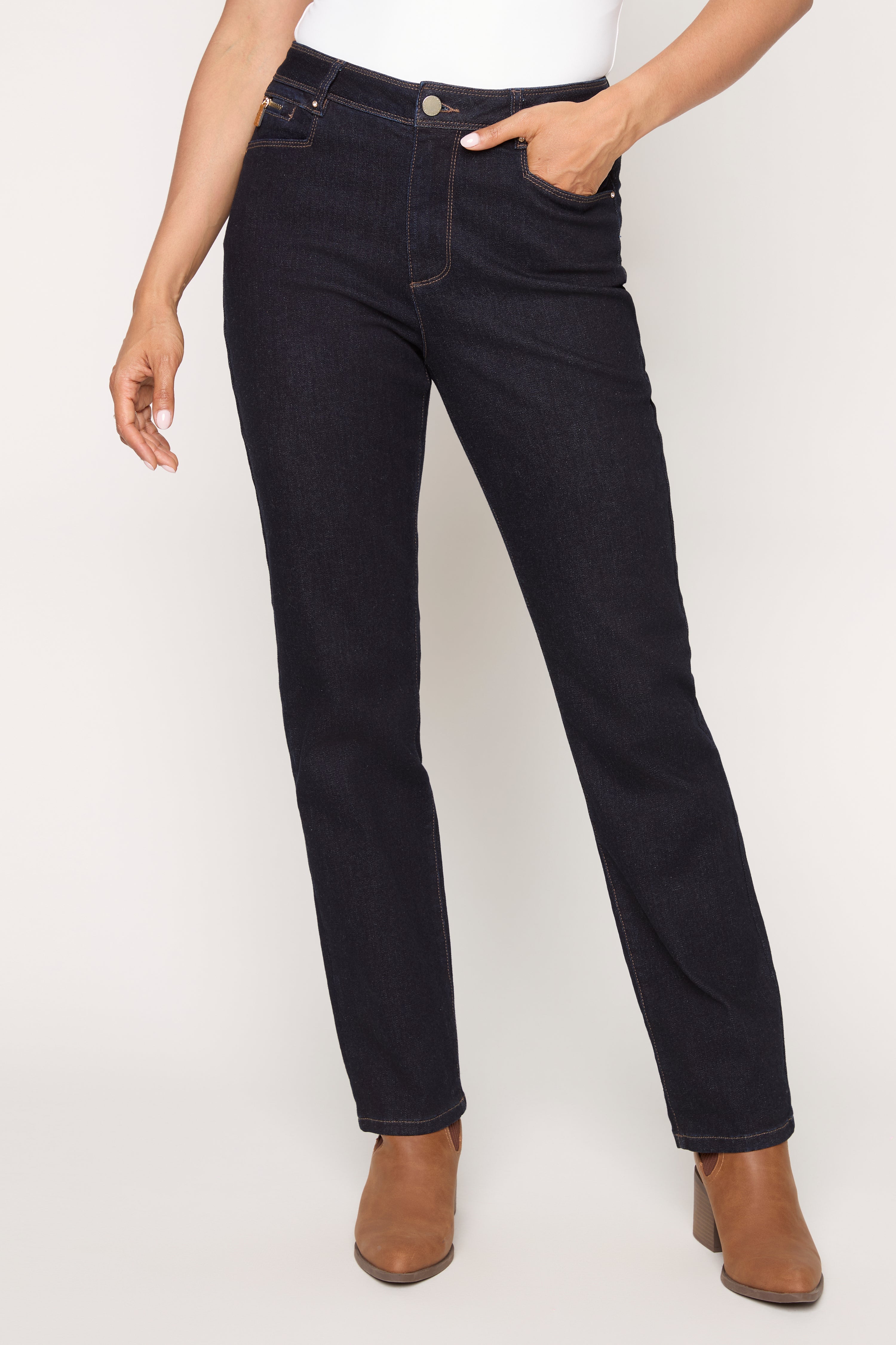 Straight Leg Jean in indigo