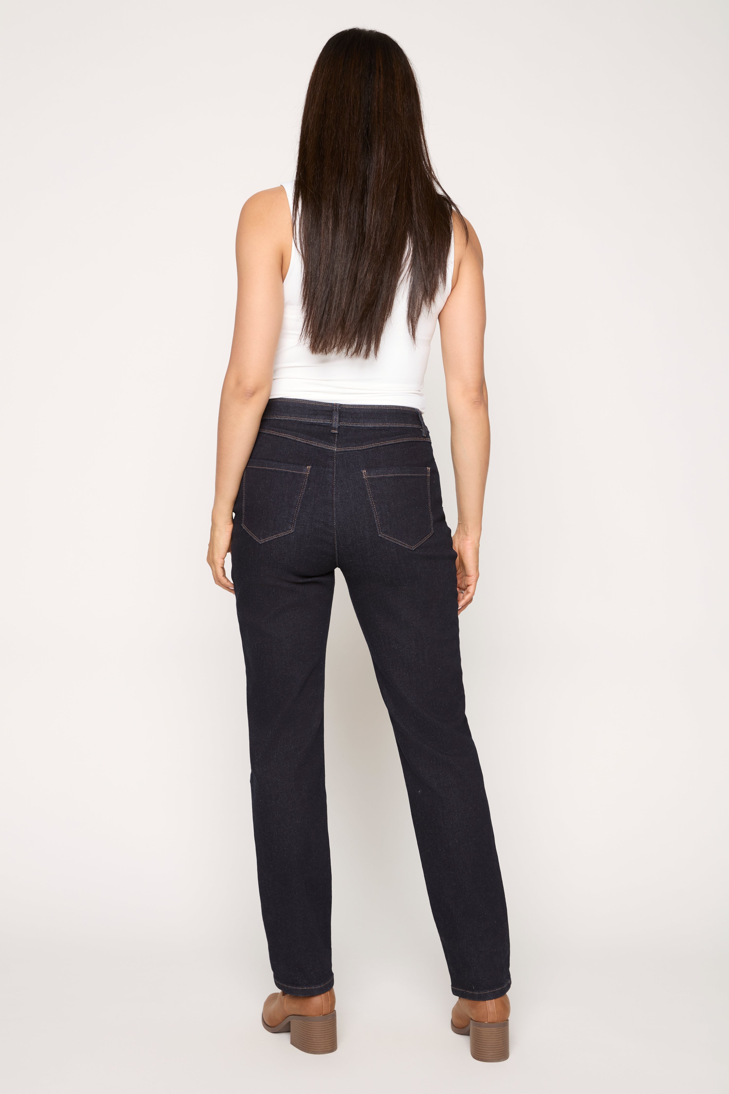 Straight Leg Jean in indigo