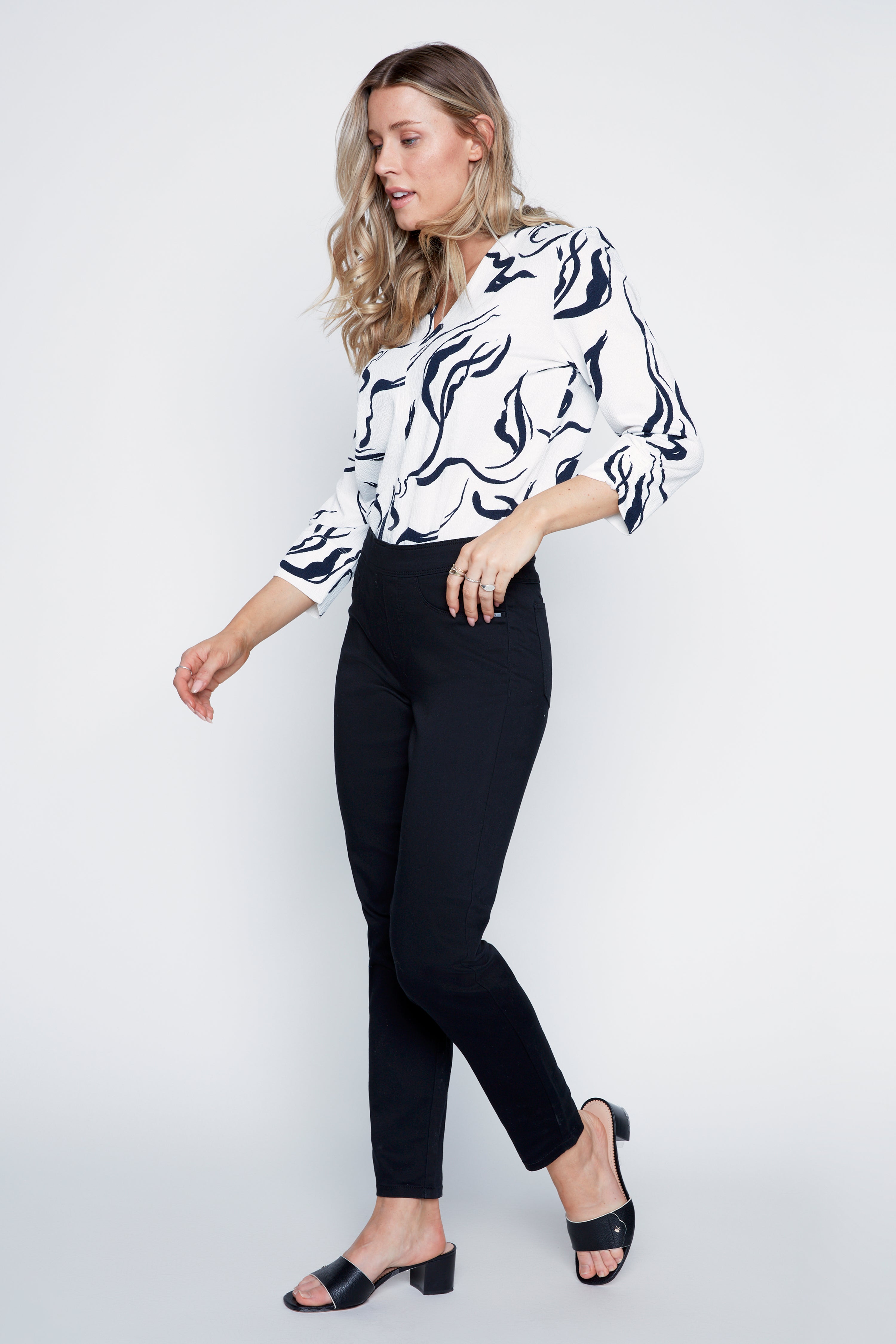 Pull on ankle jean