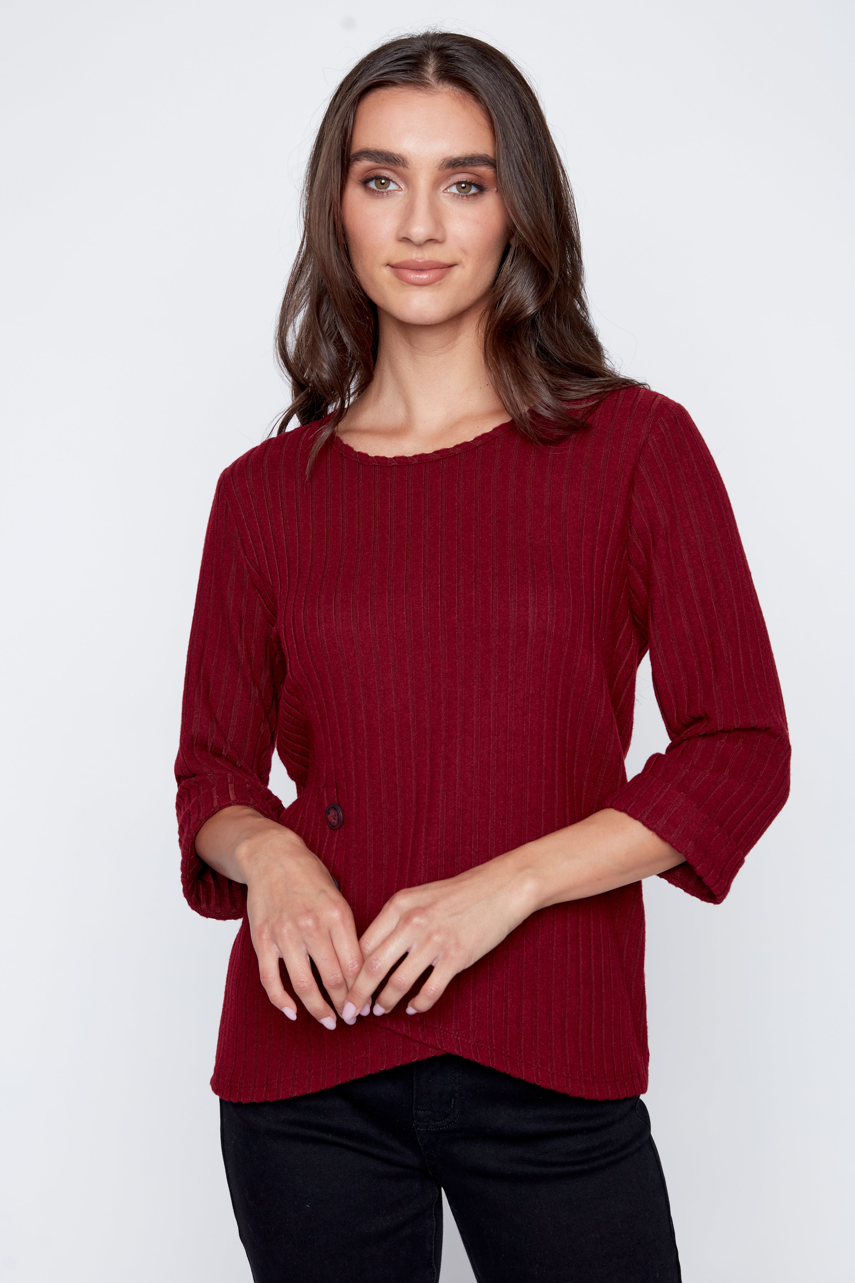 Asymmetric front button detail top