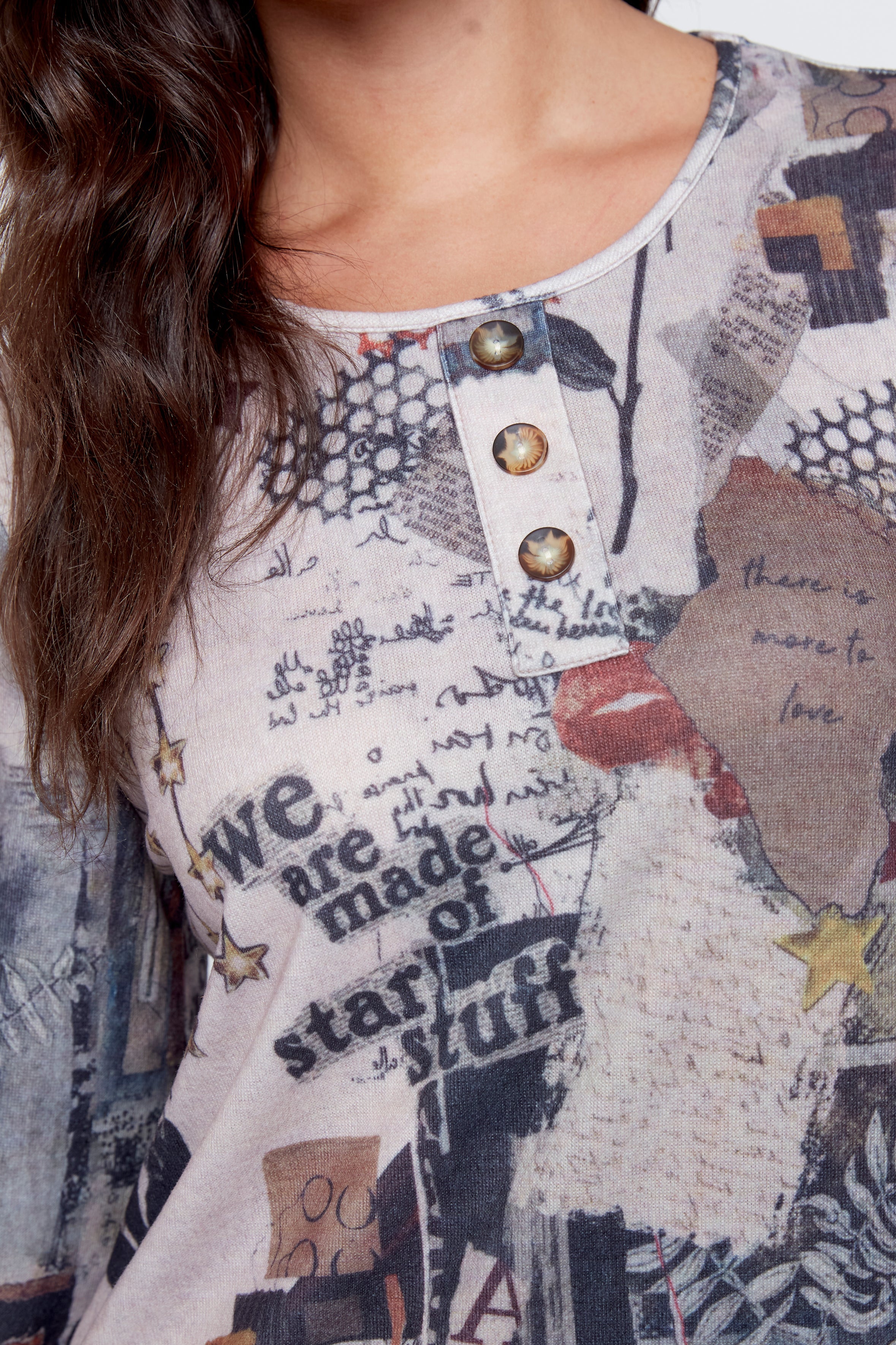 Printed top with button detail