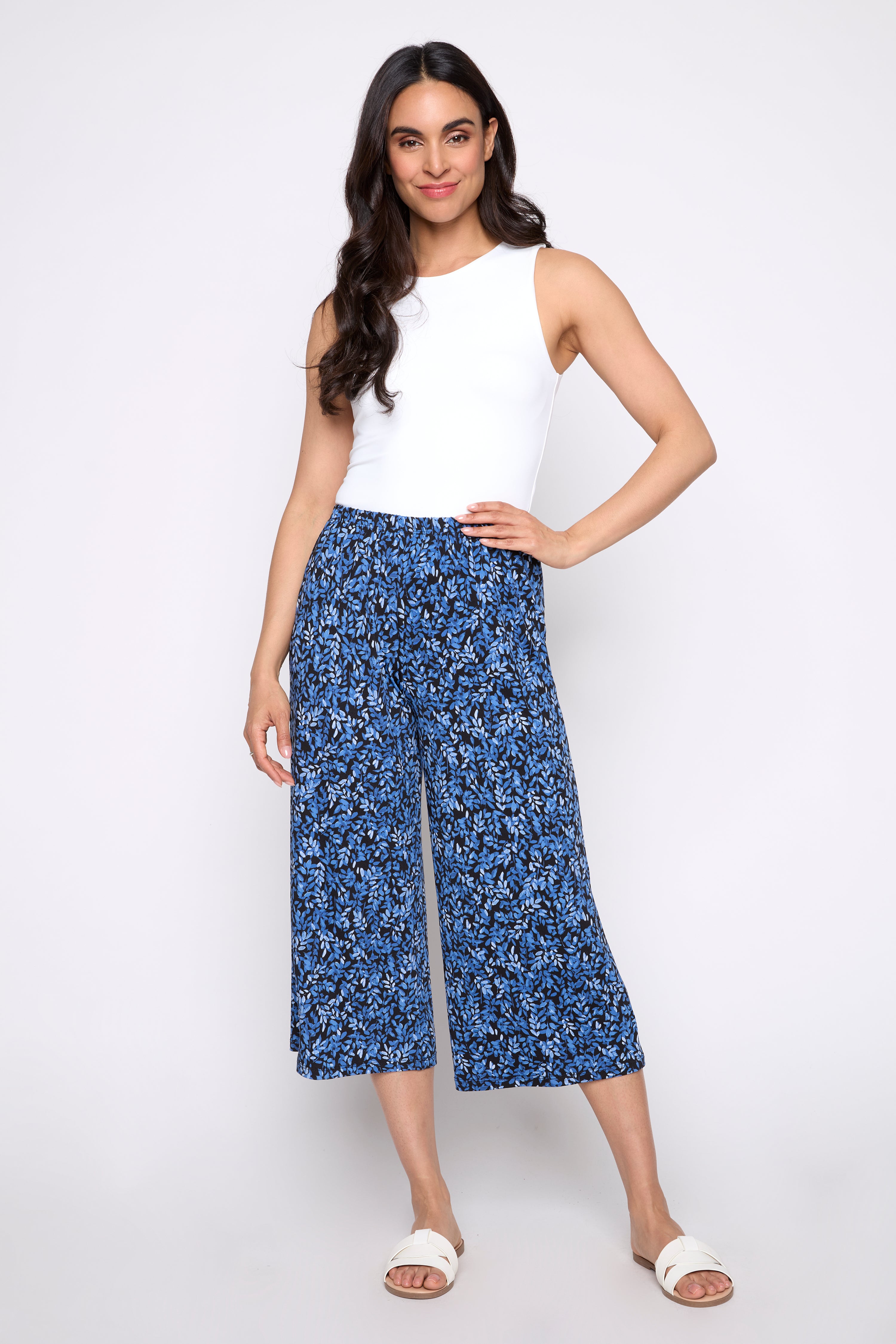 Le pantalon gaucho à imprimé feuille