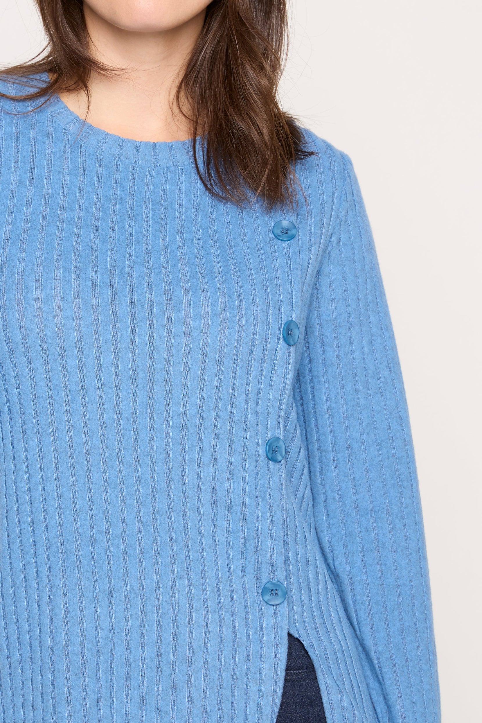 #Color_CHAMBRAY