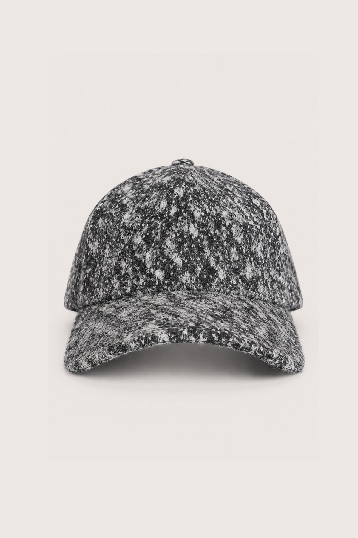 #Color_BLACK CREAM
