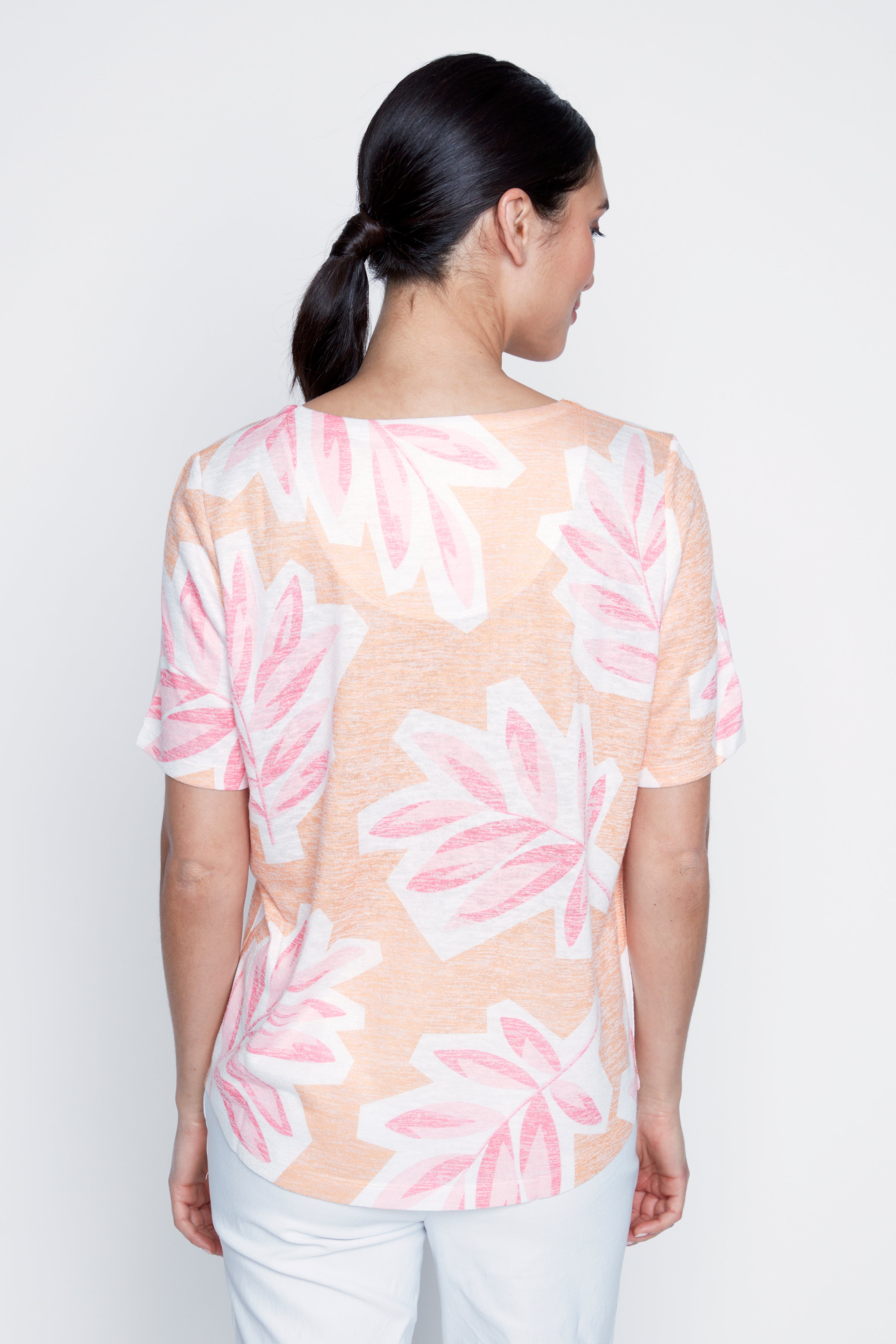 Big leaf print top