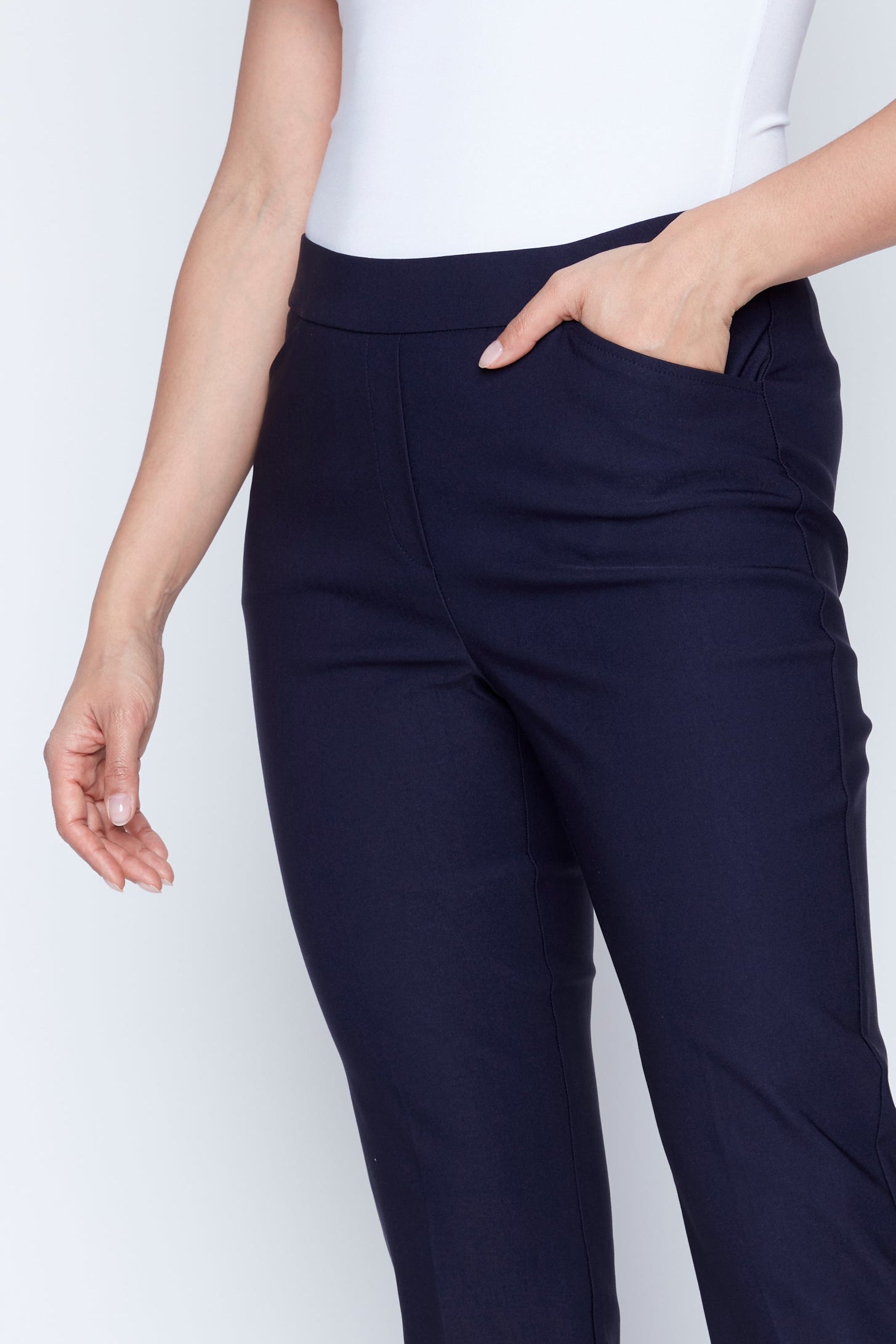 Pull on straight leg capri