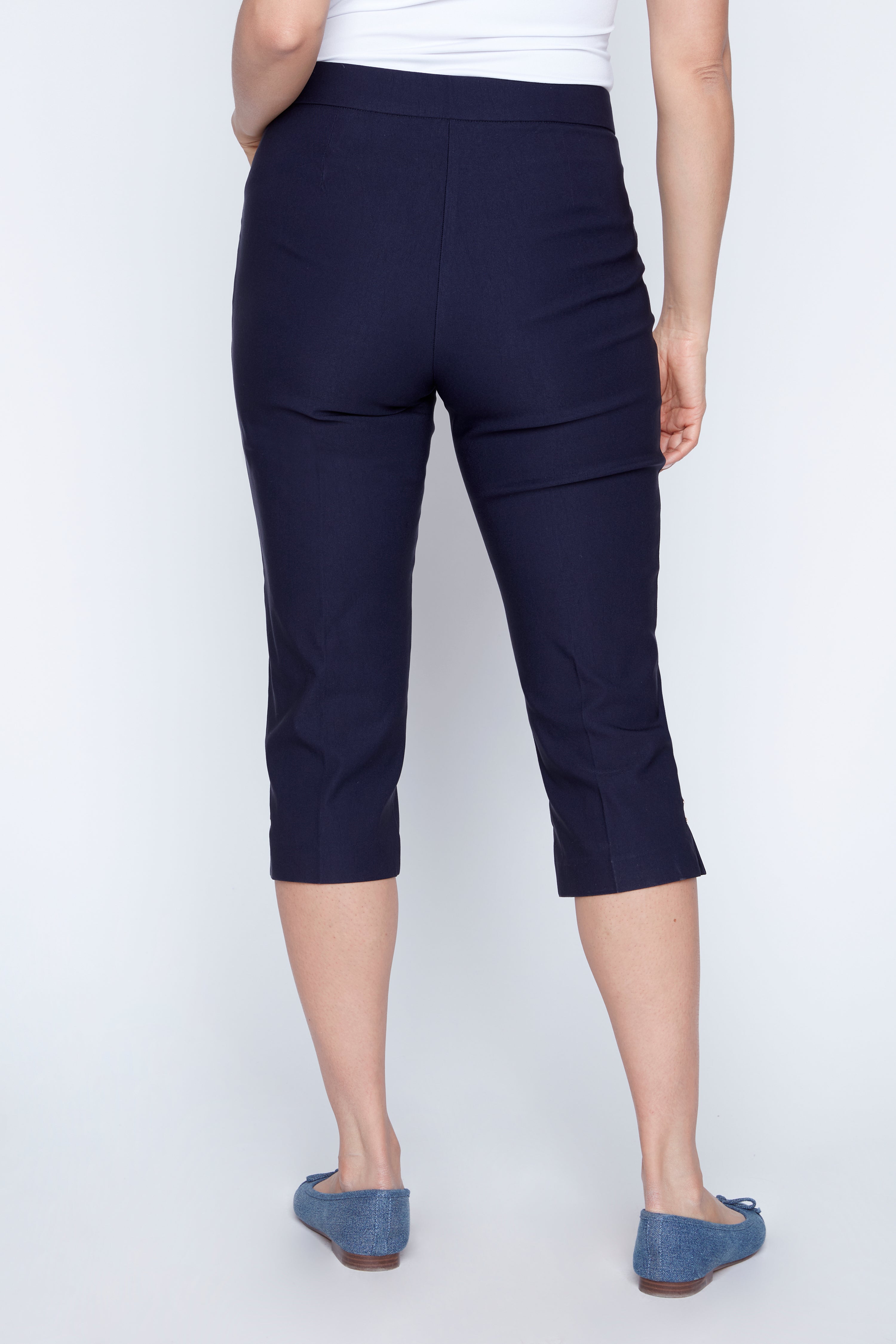Pull on straight leg capri