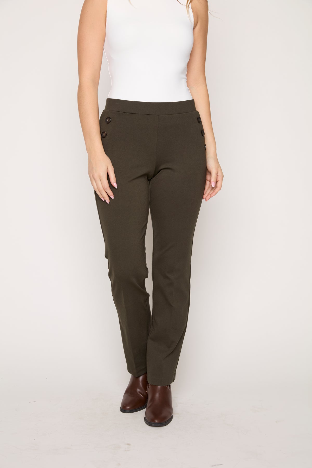 #Color_KHAKI