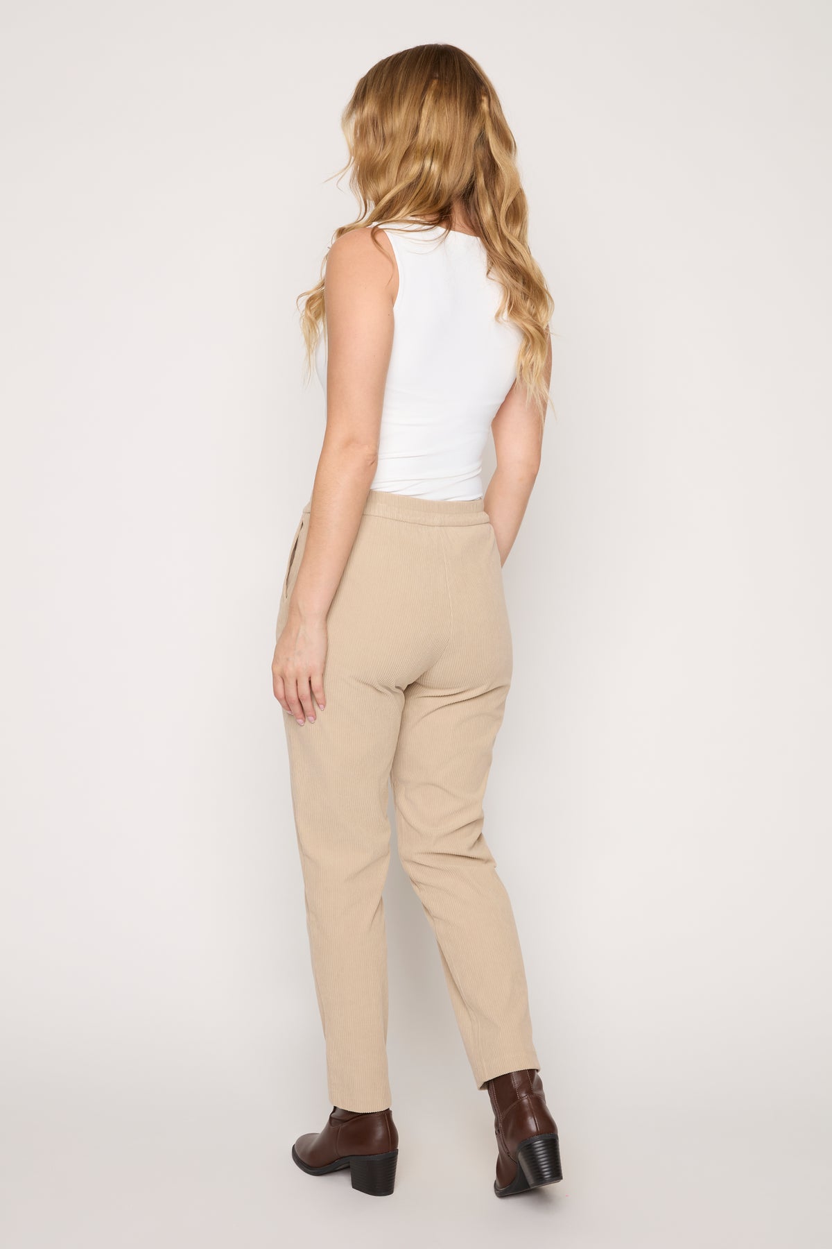 #Color_BEIGE