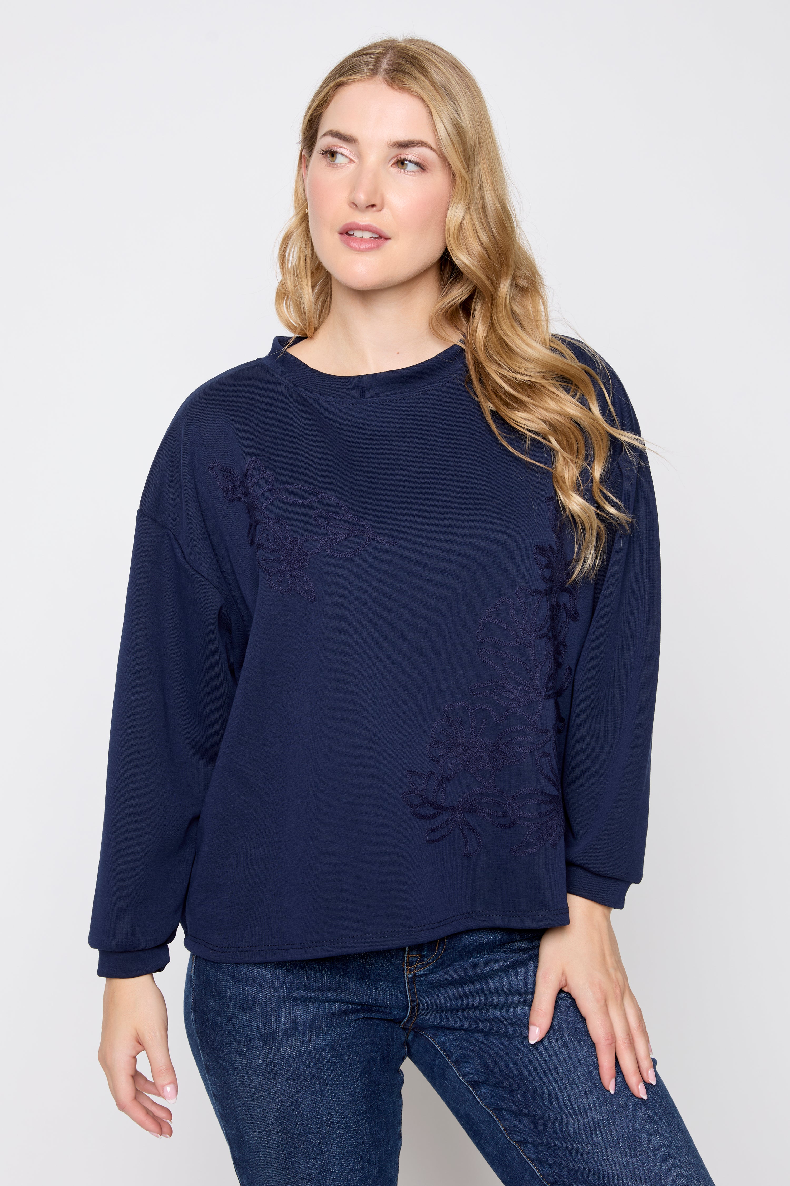 #color_NAVY