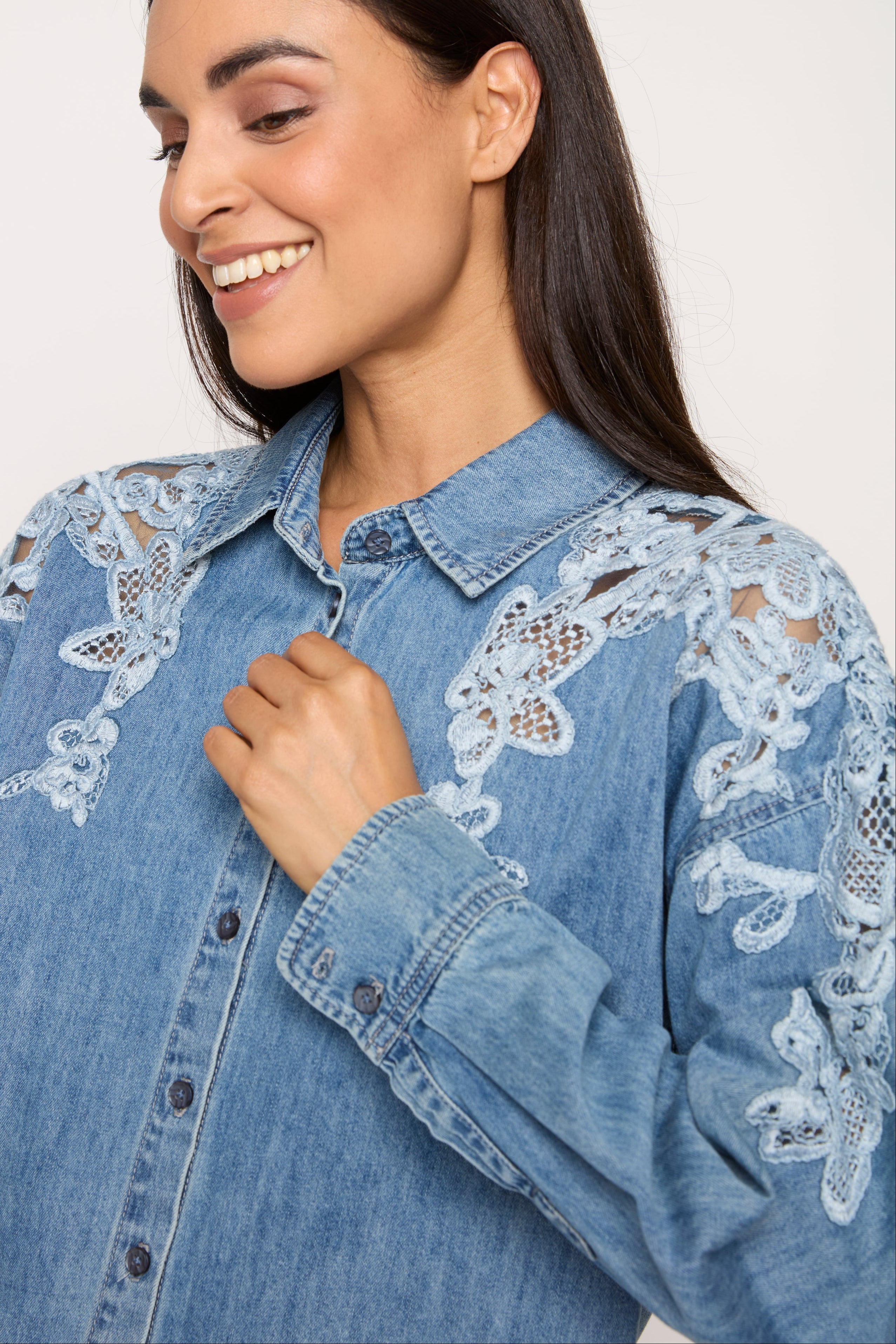 #Color_DENIM