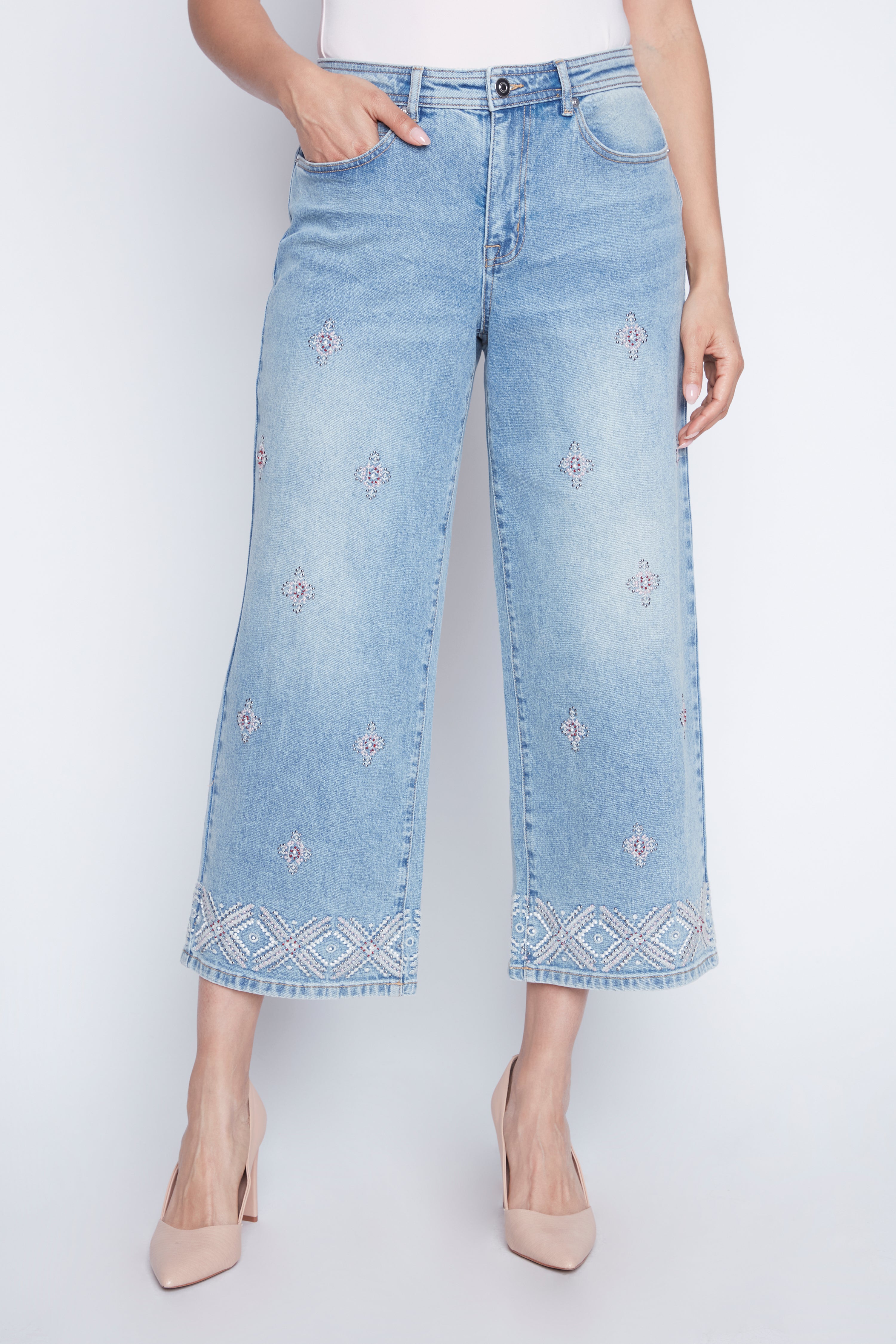 Le jean Audrey à jambes larges brodé
