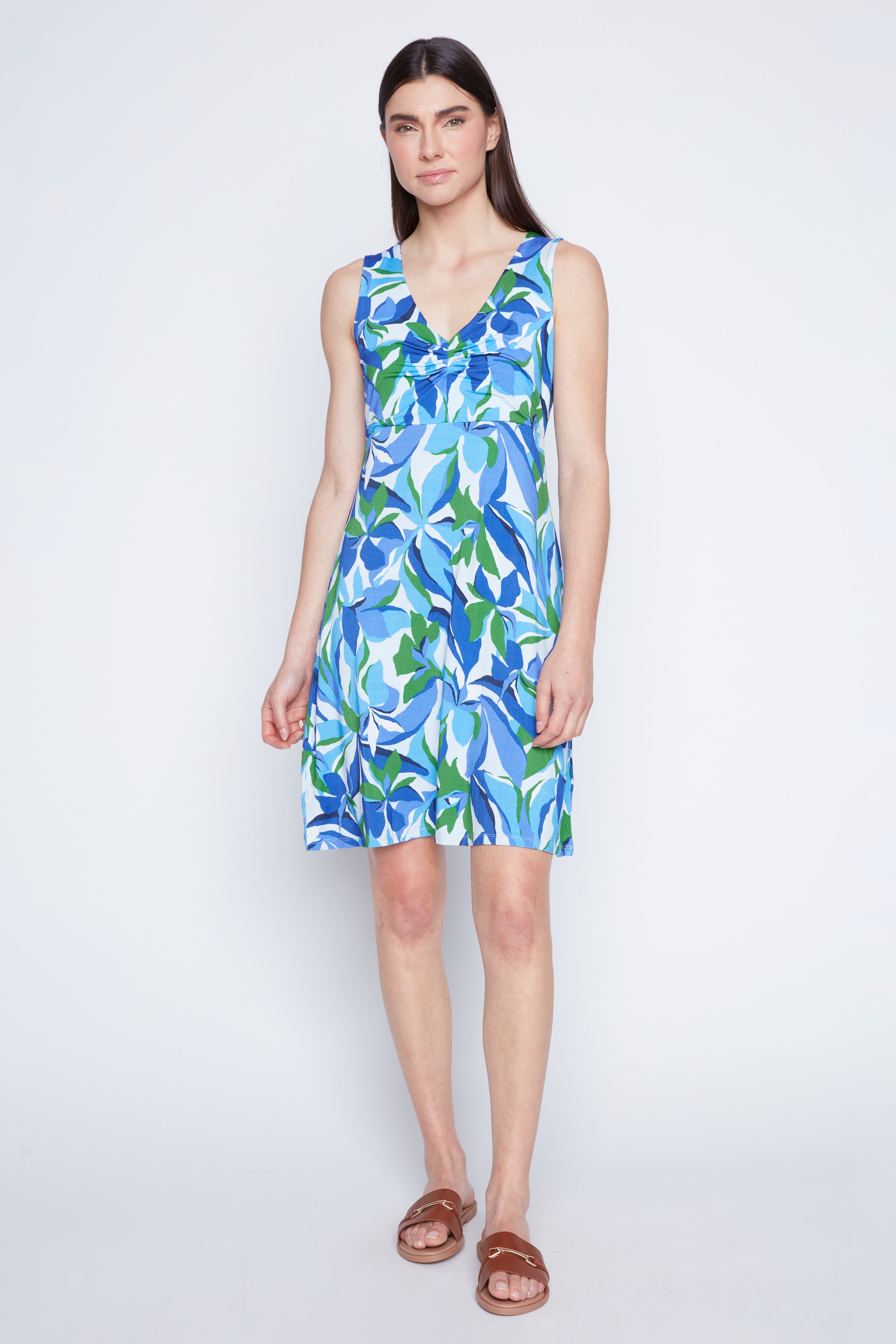 La robe en jersey à imprimé feuilles