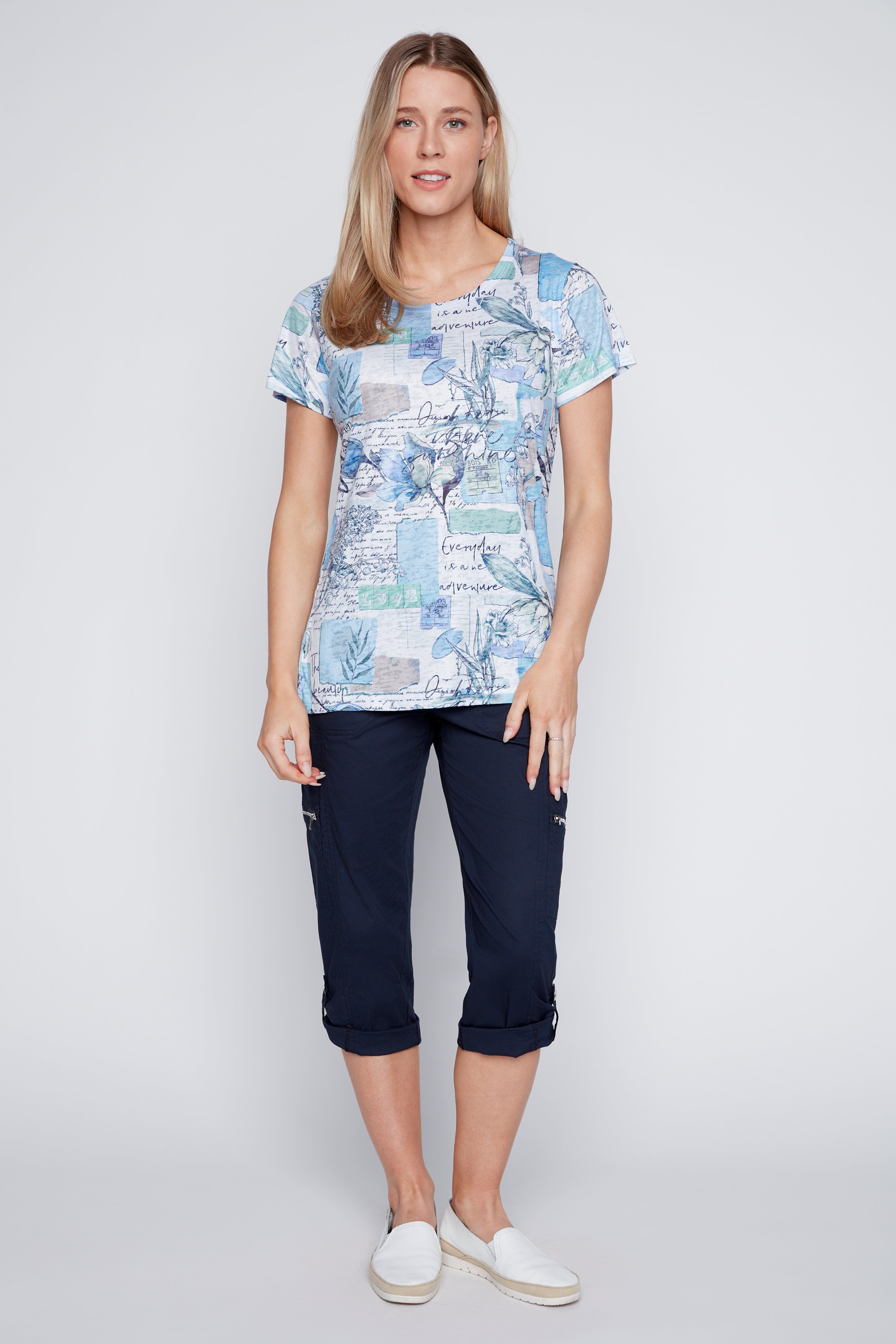 Le t-shirt à imprimé floral dévoré