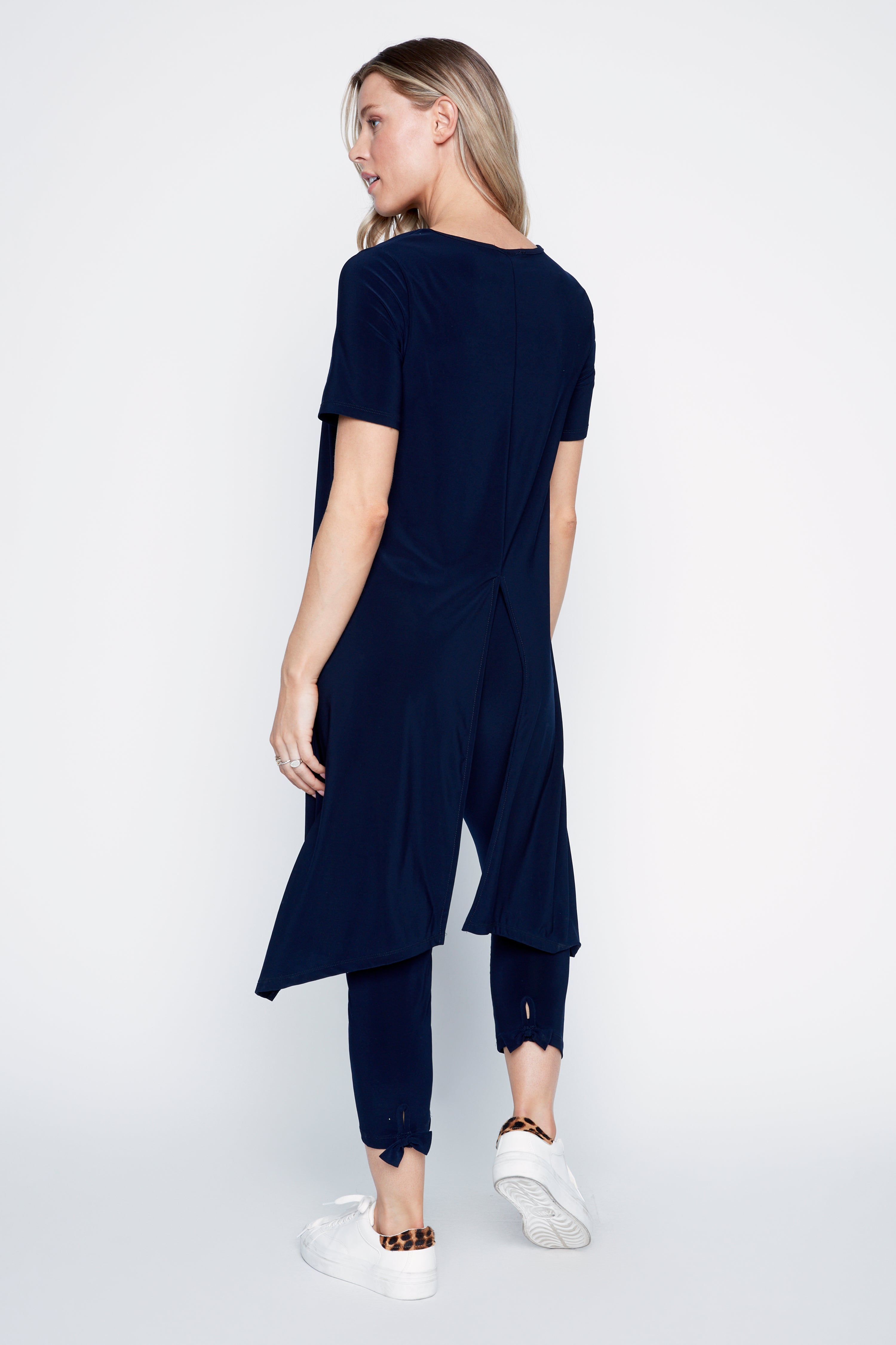 Solid hi-low tunic
