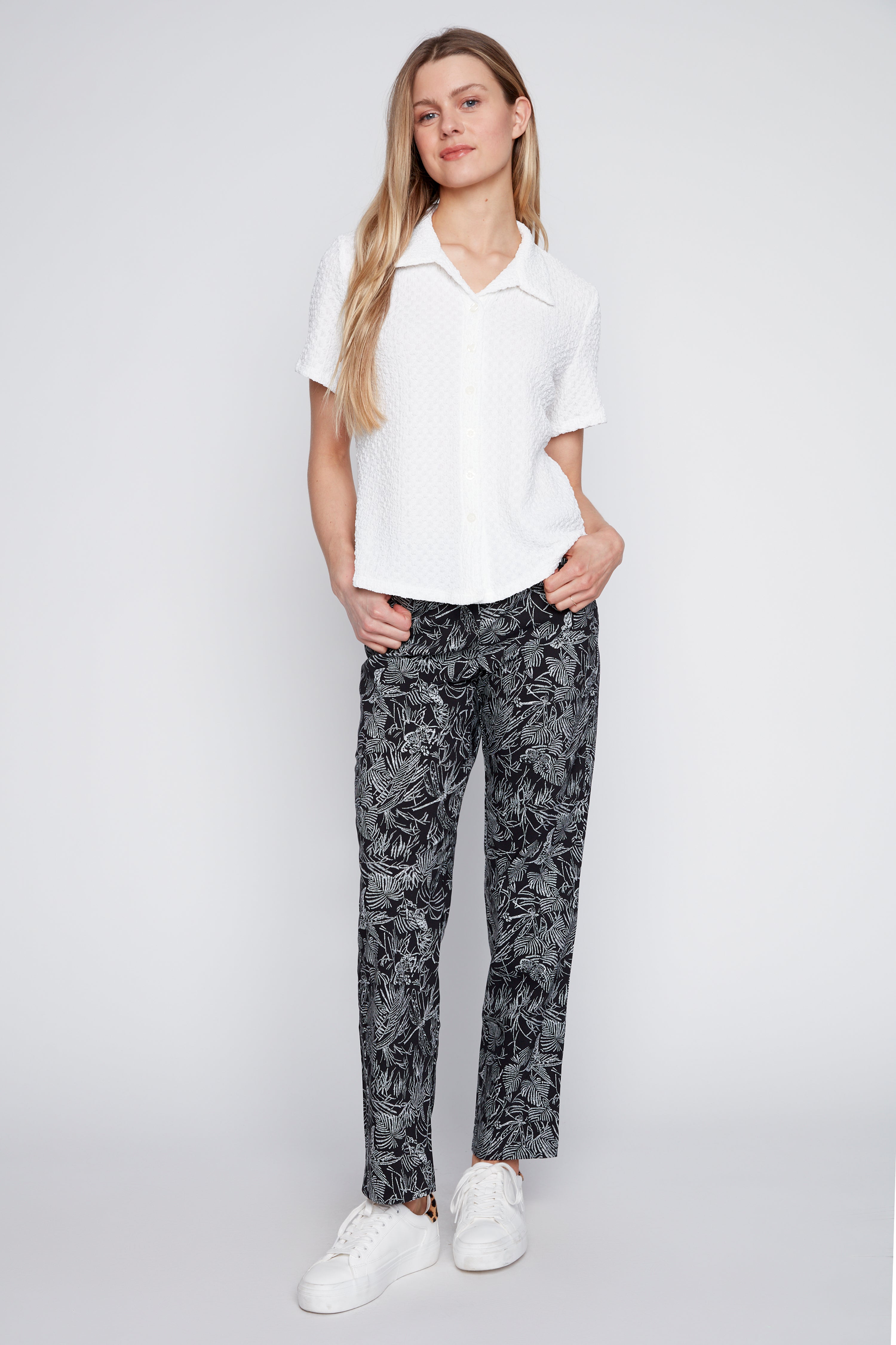 Straight leg tropical print pant