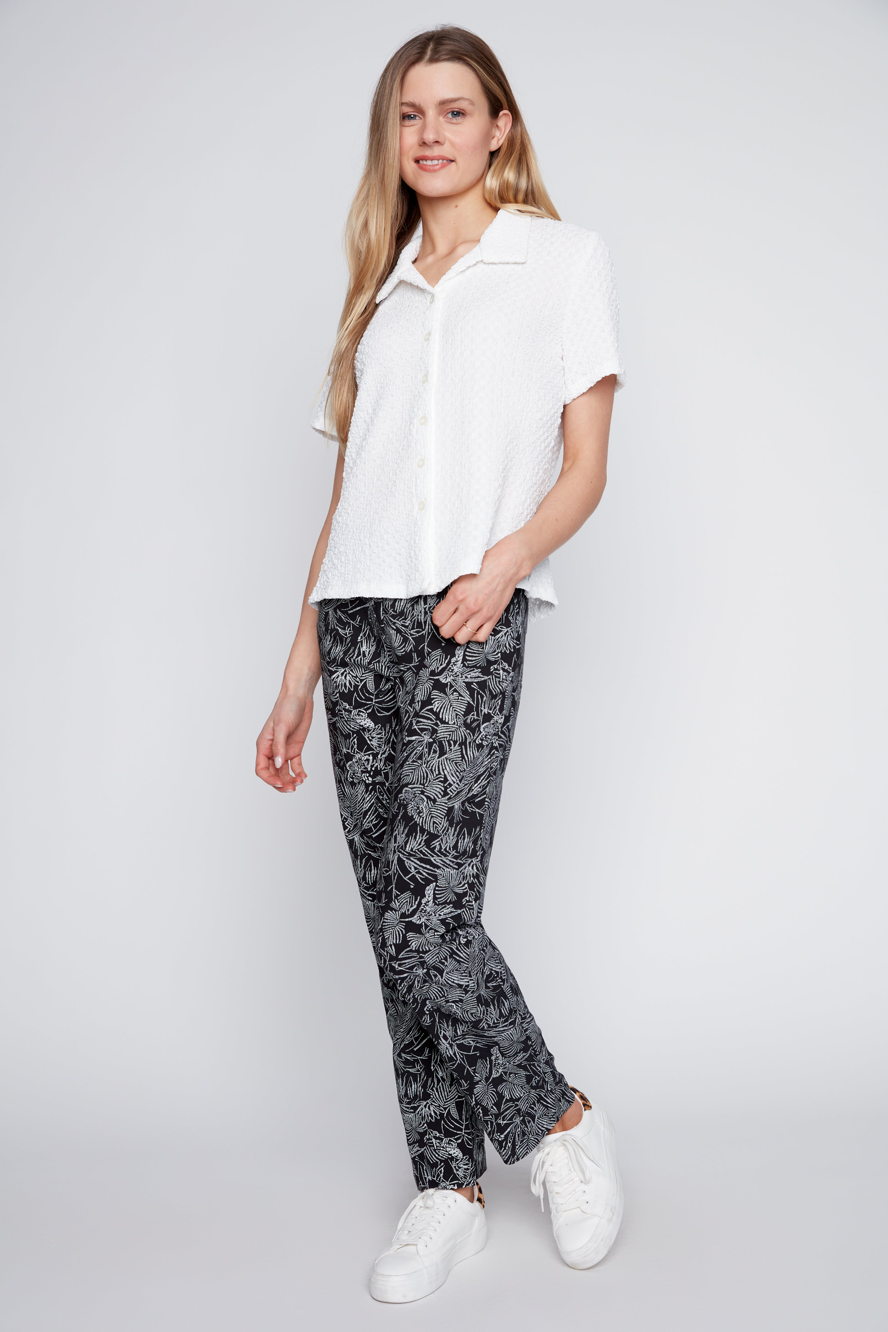 Straight leg tropical print pant