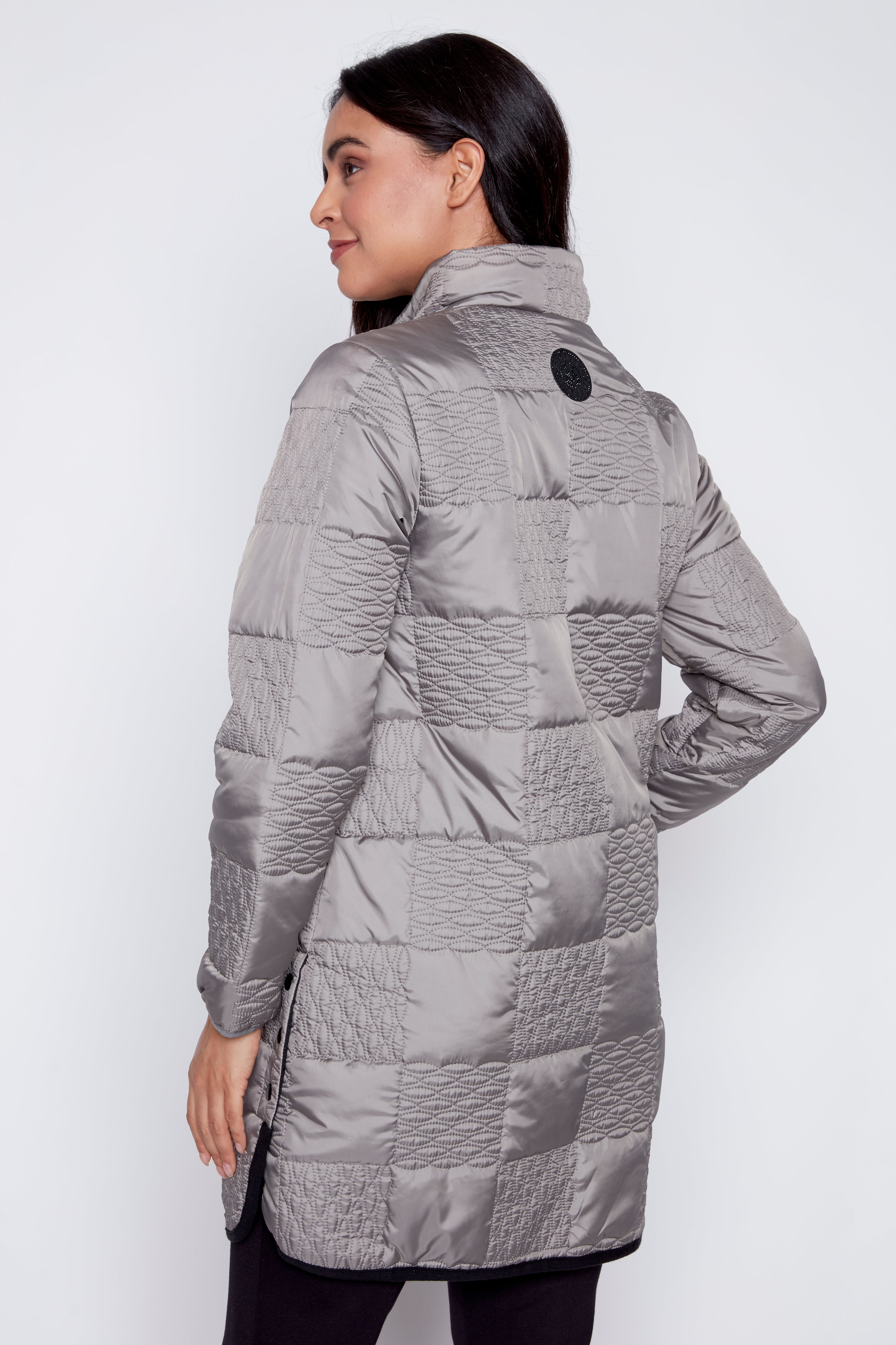 Quilt jacket with snap detail