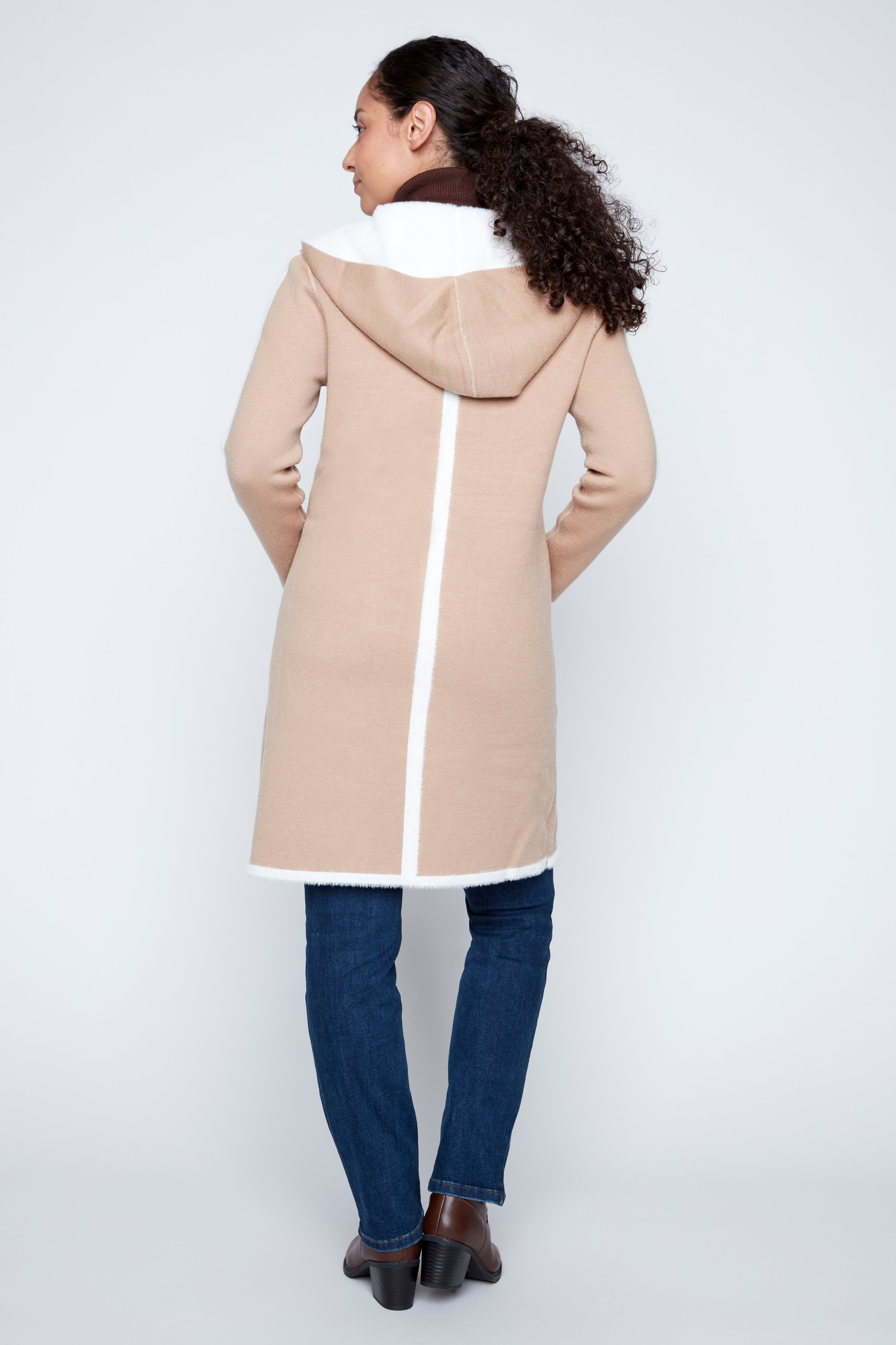 Le manteau-cardigan réversible