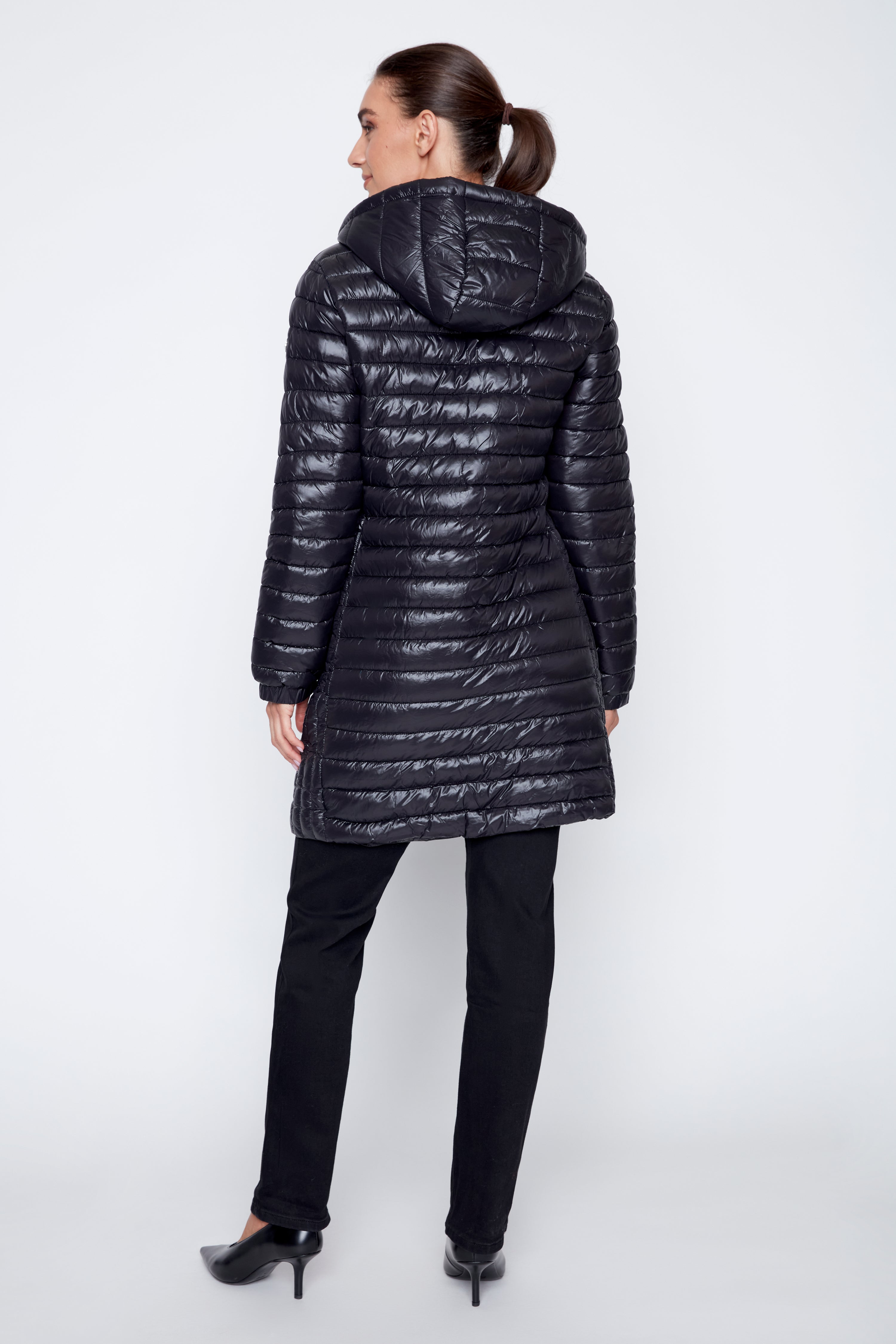 Horizontal quilt polyfil jacket