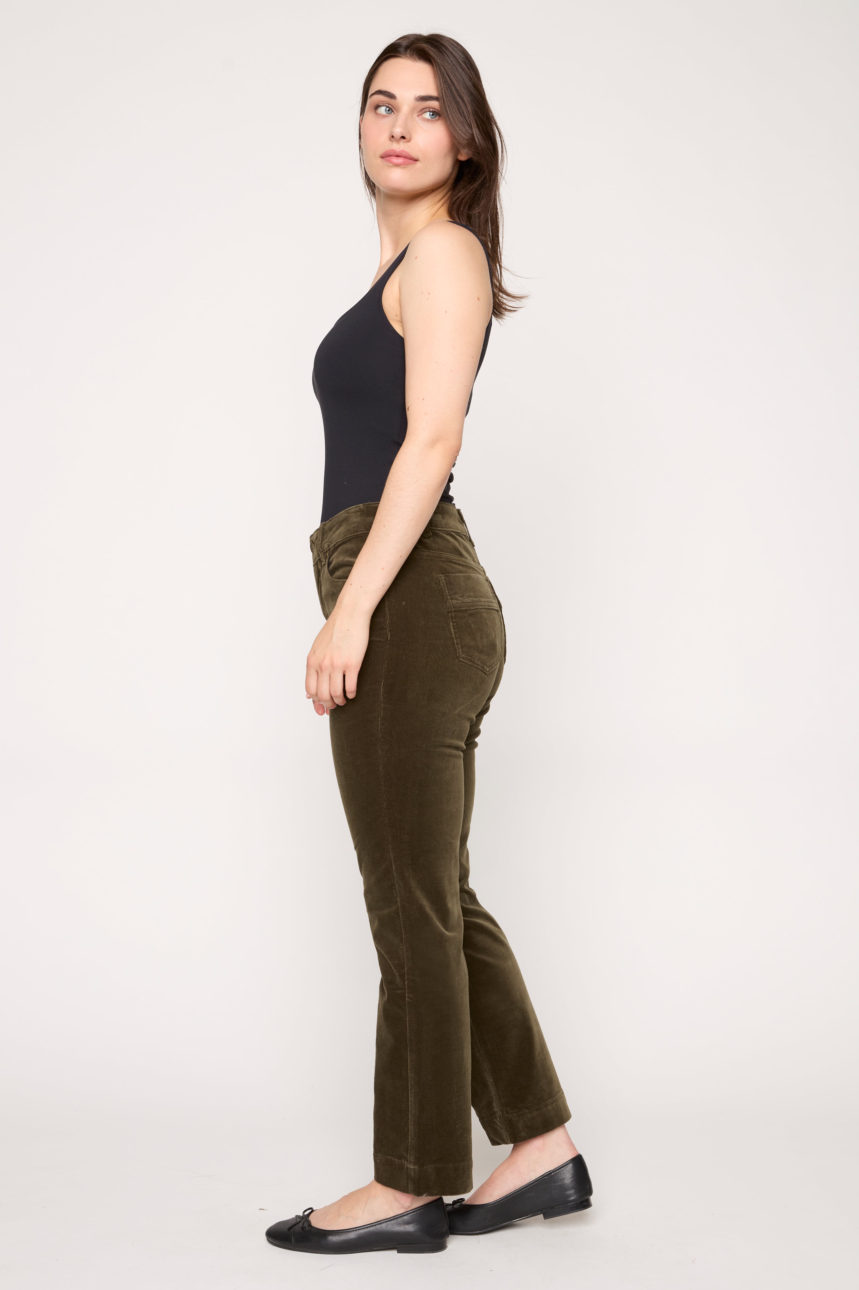 #Color_KHAKI