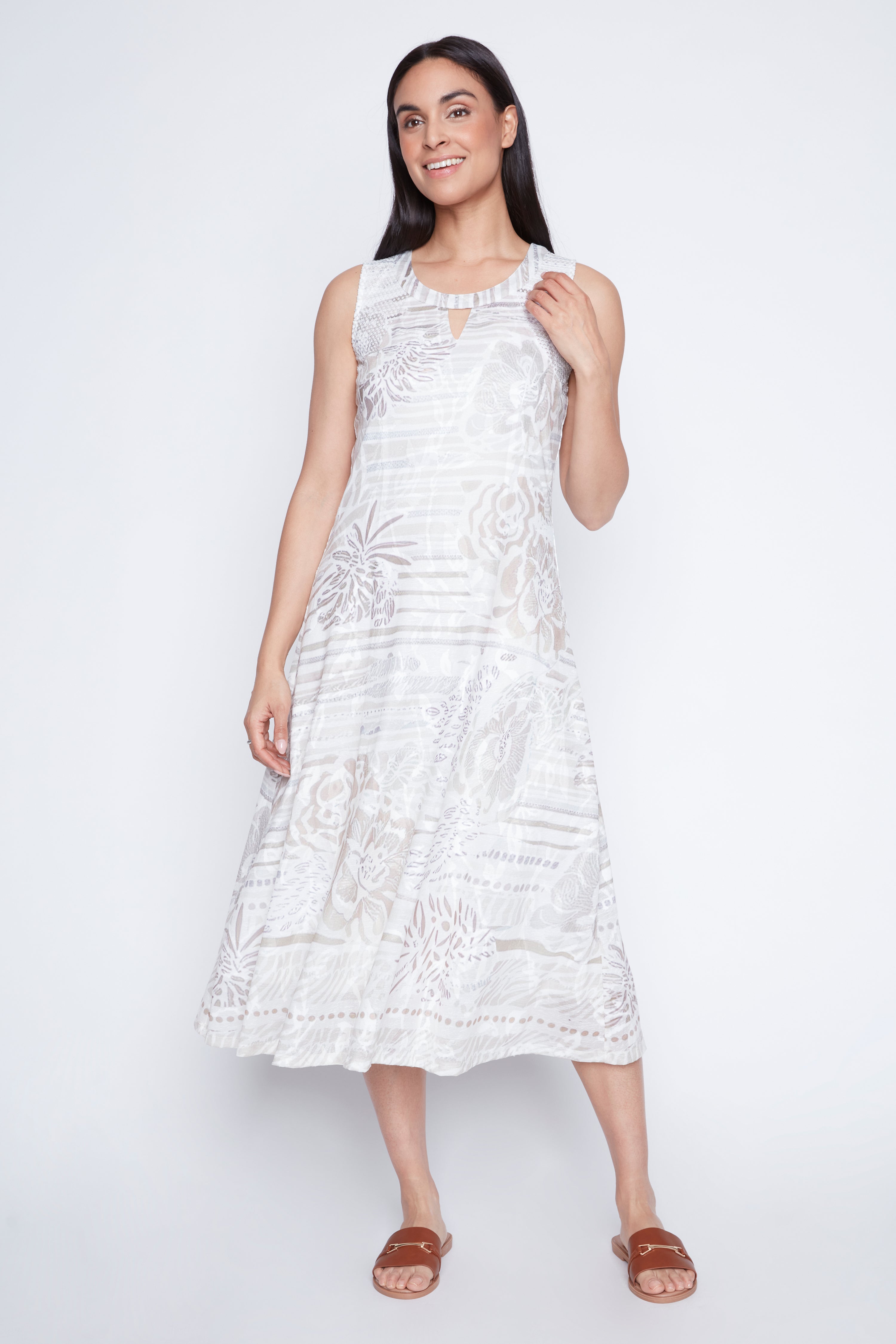 La robe en maille texturée coupe trapèze