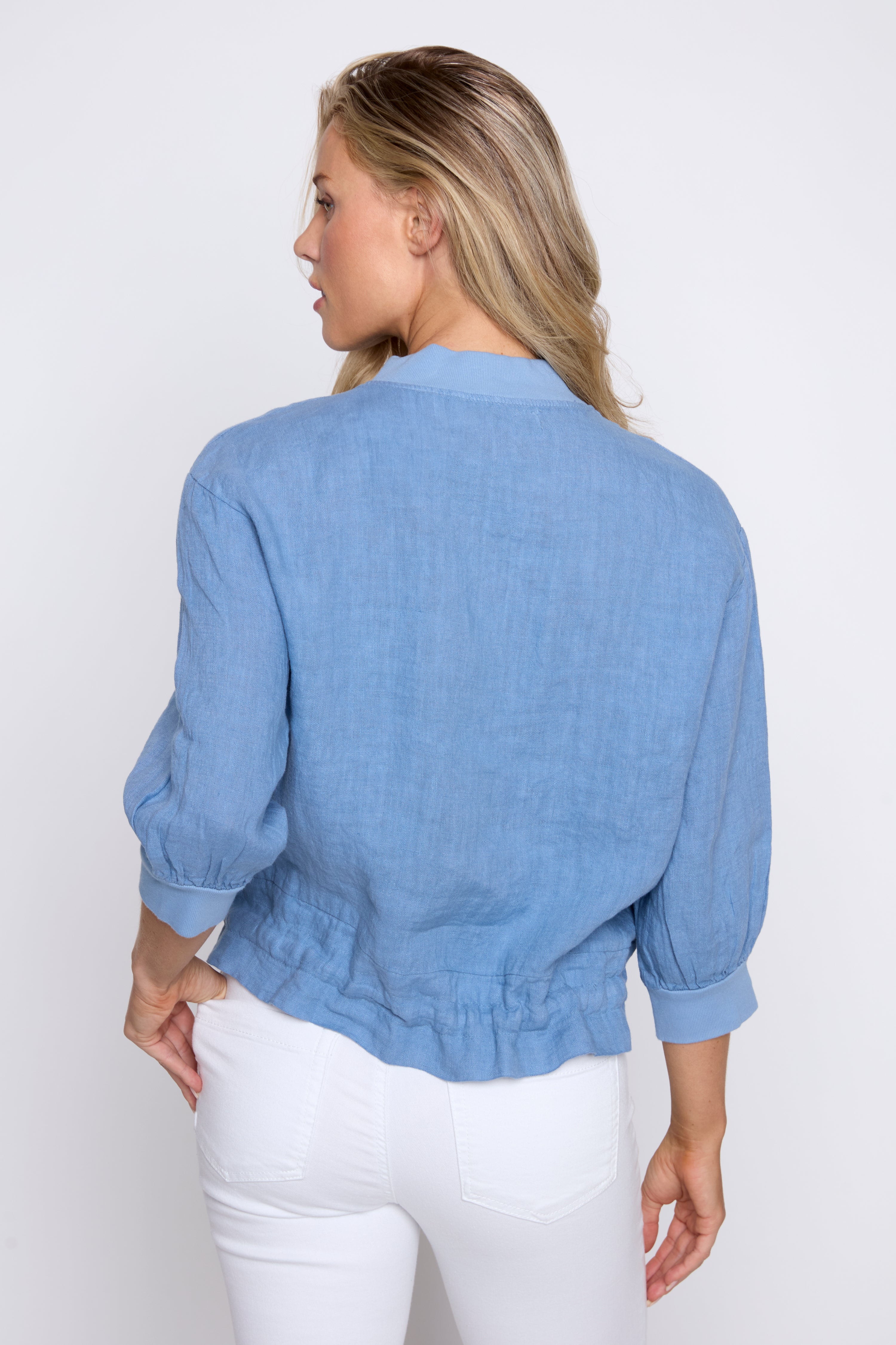 #color_DENIM