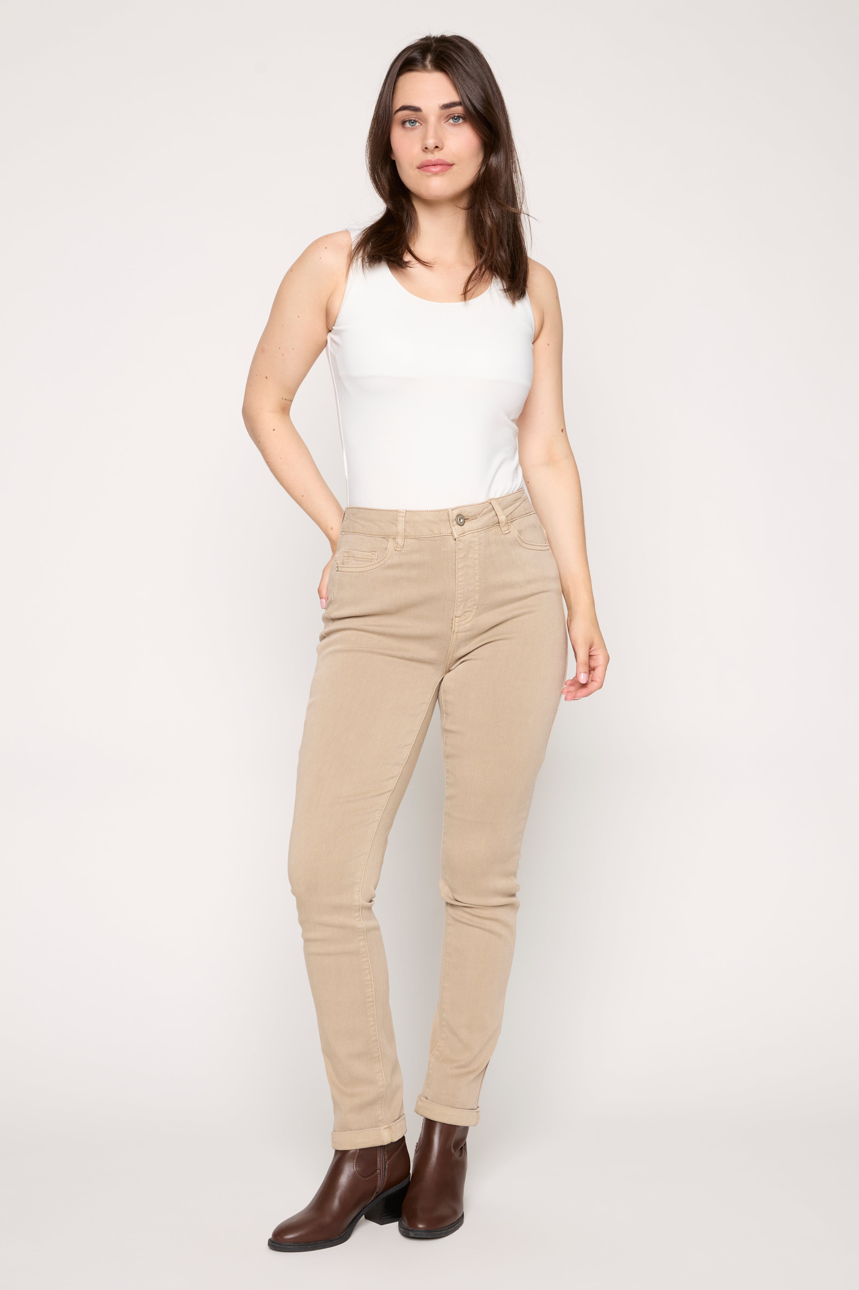 #Color_BEIGE