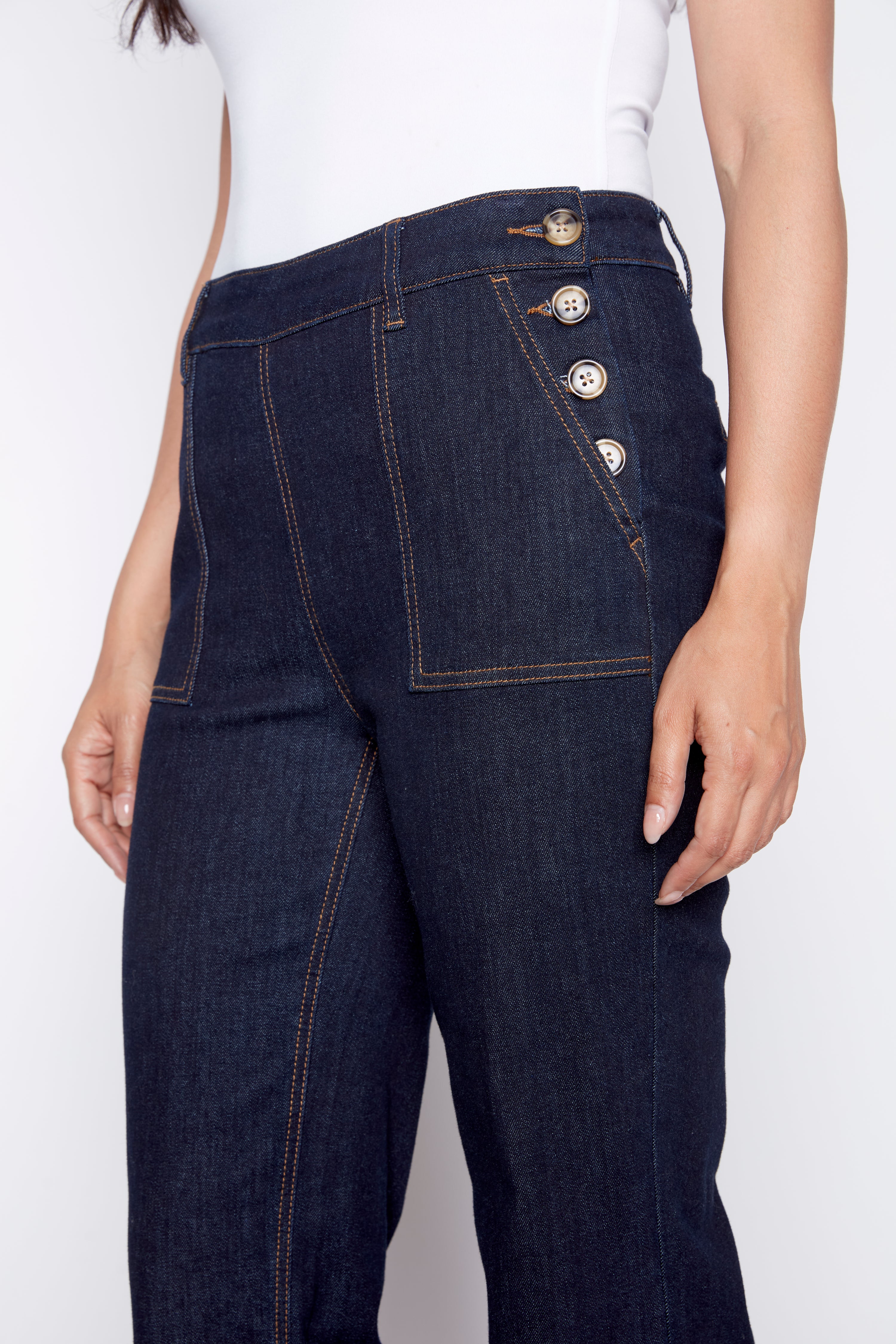 Flare leg jean