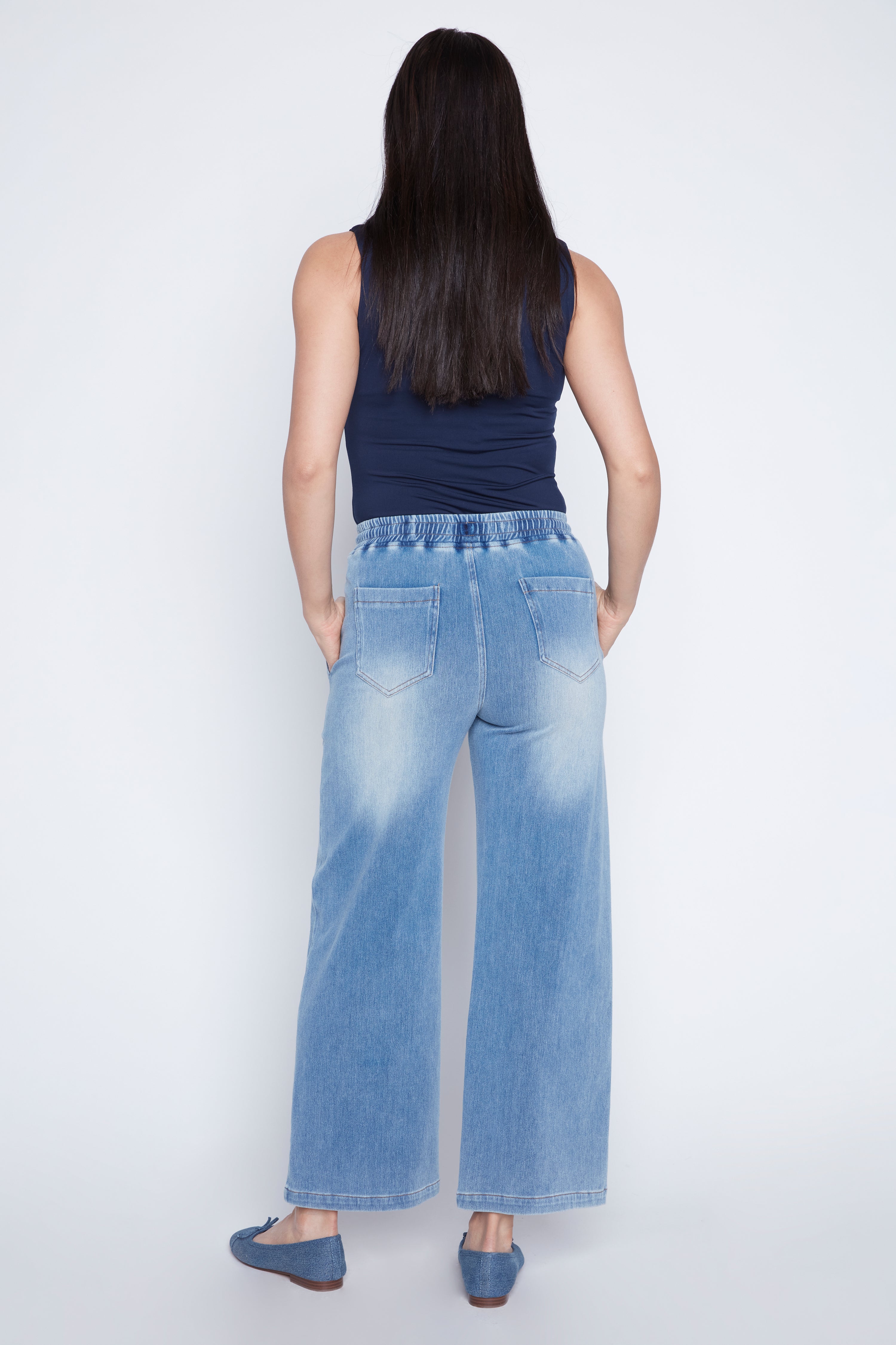 Wide leg denim jogger