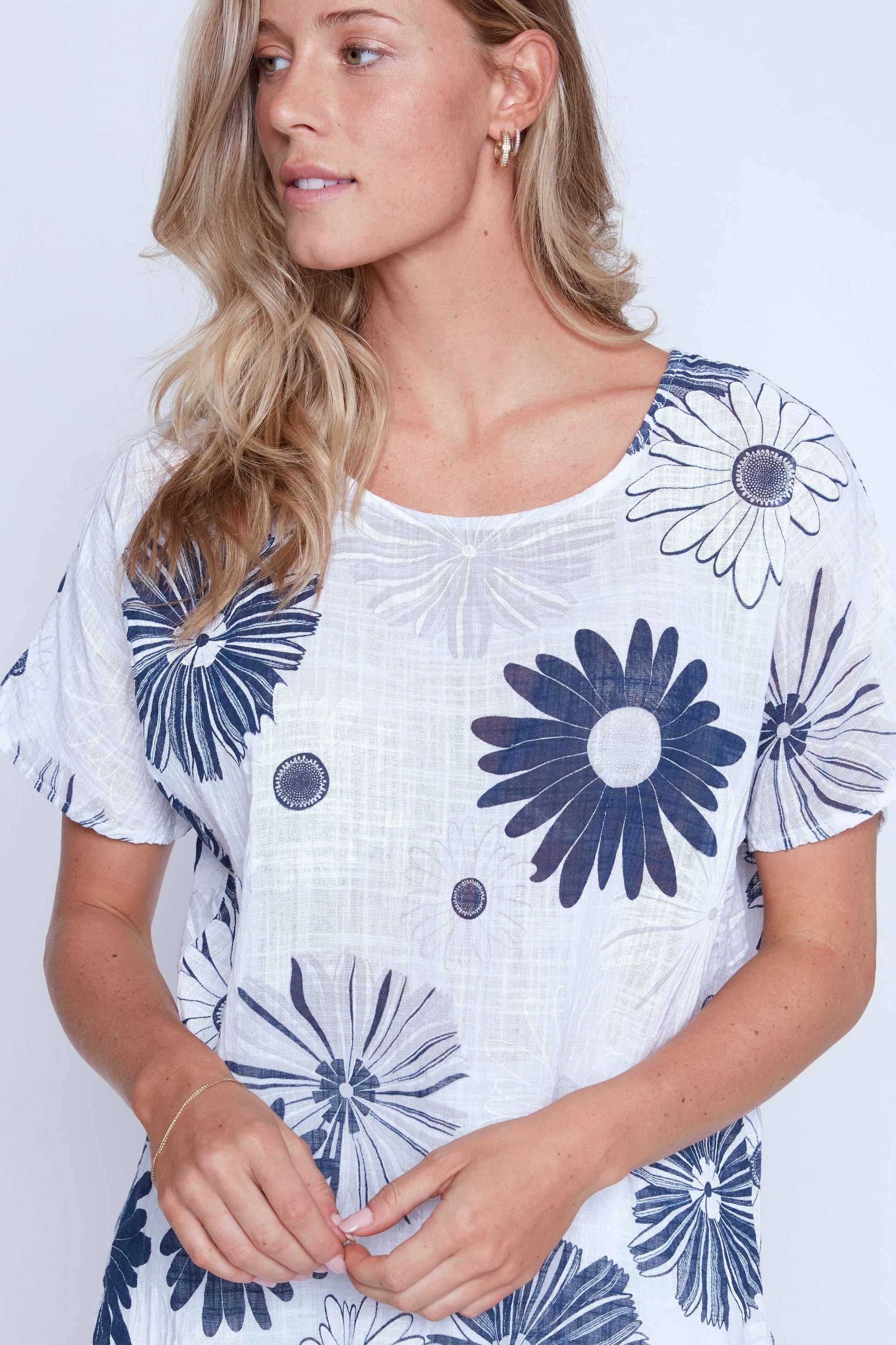 Big floral print cotton gauze top