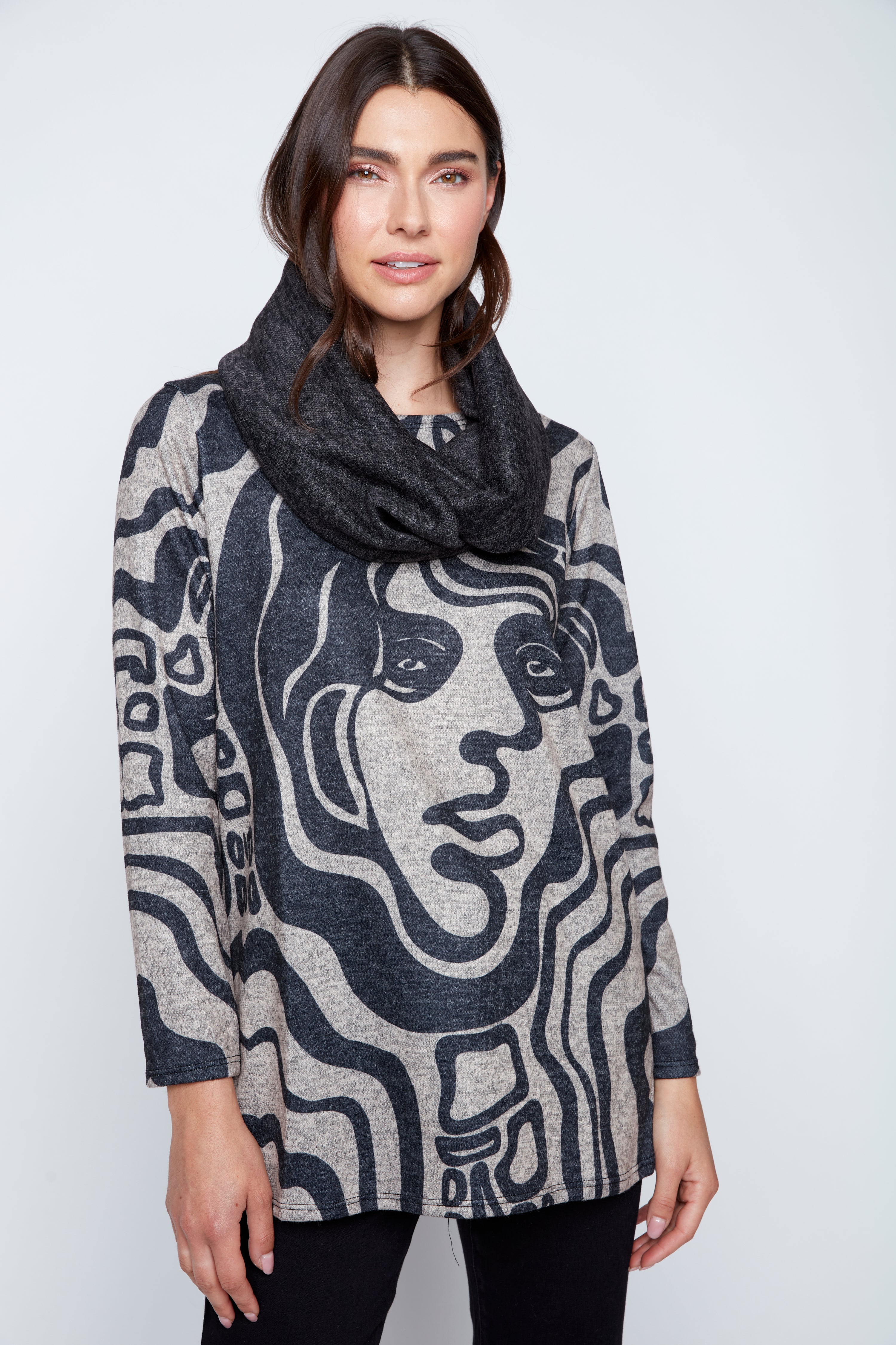 Medusa print tunic with scarf