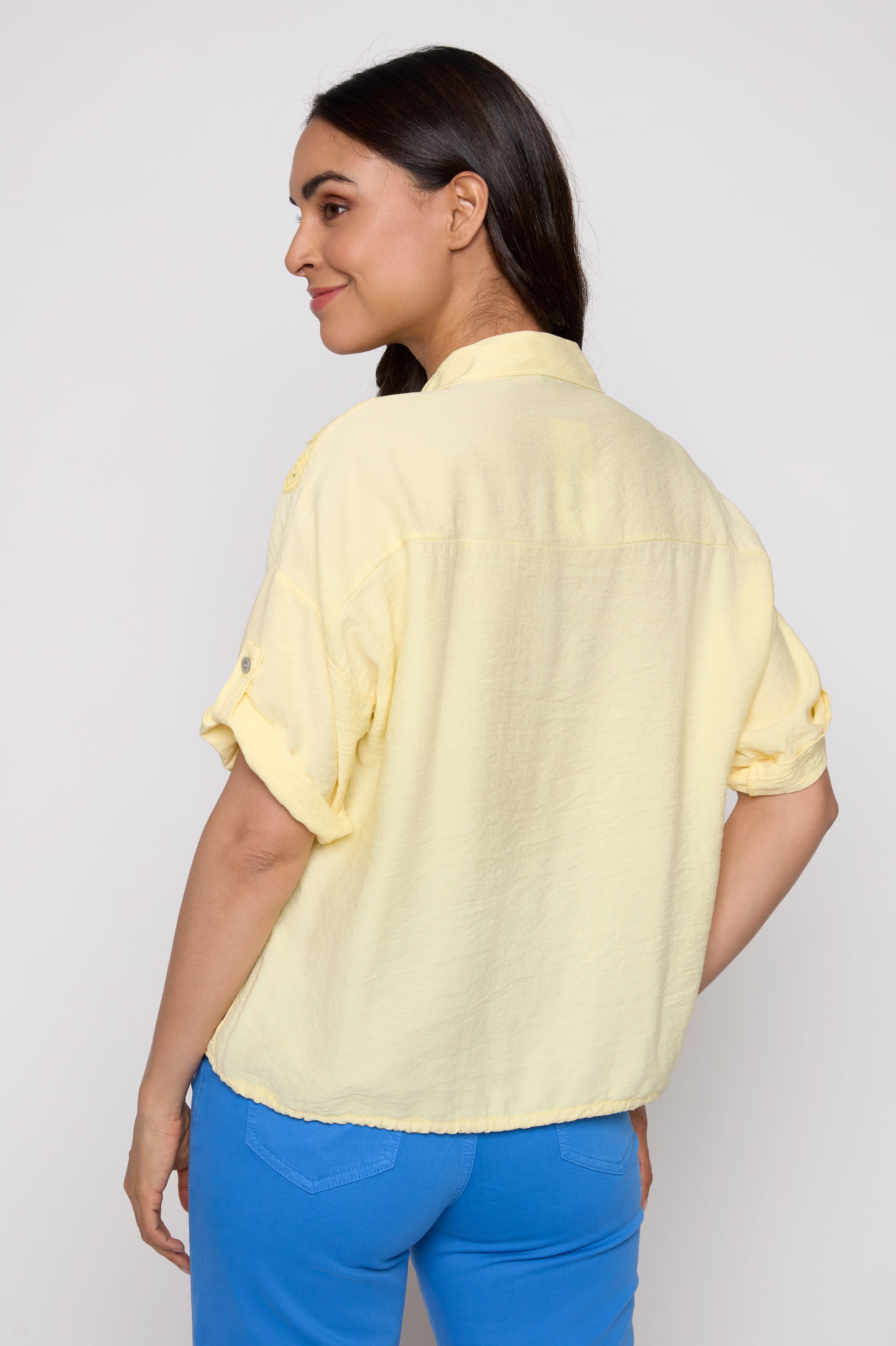 Floral embroidery blouse