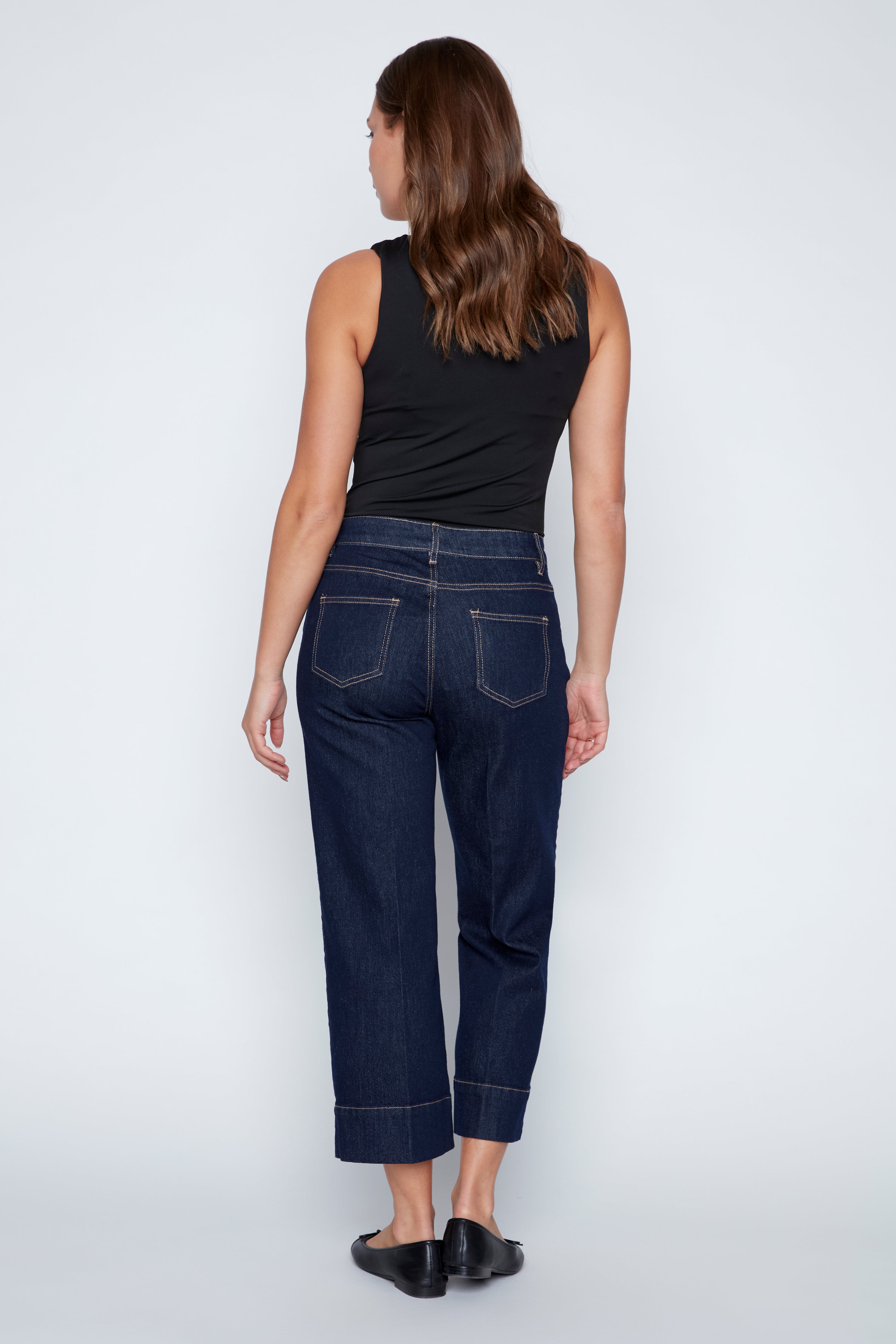 Straight leg crop jean