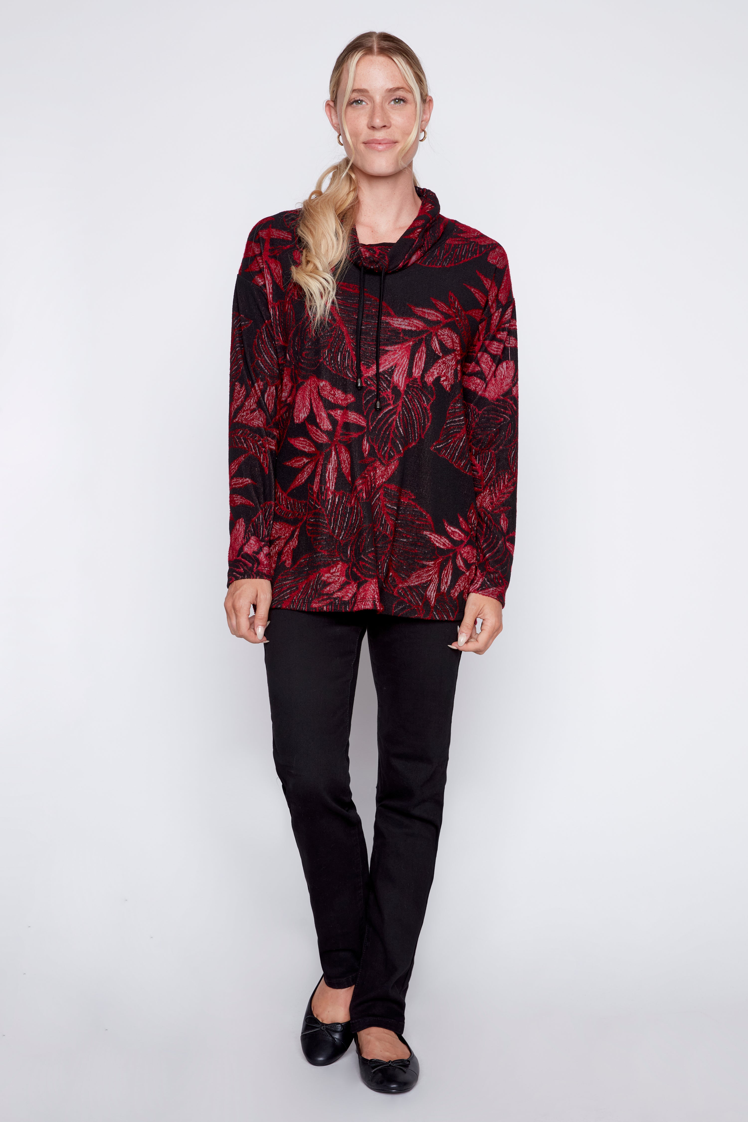 Le haut en maille jacquard fleuri