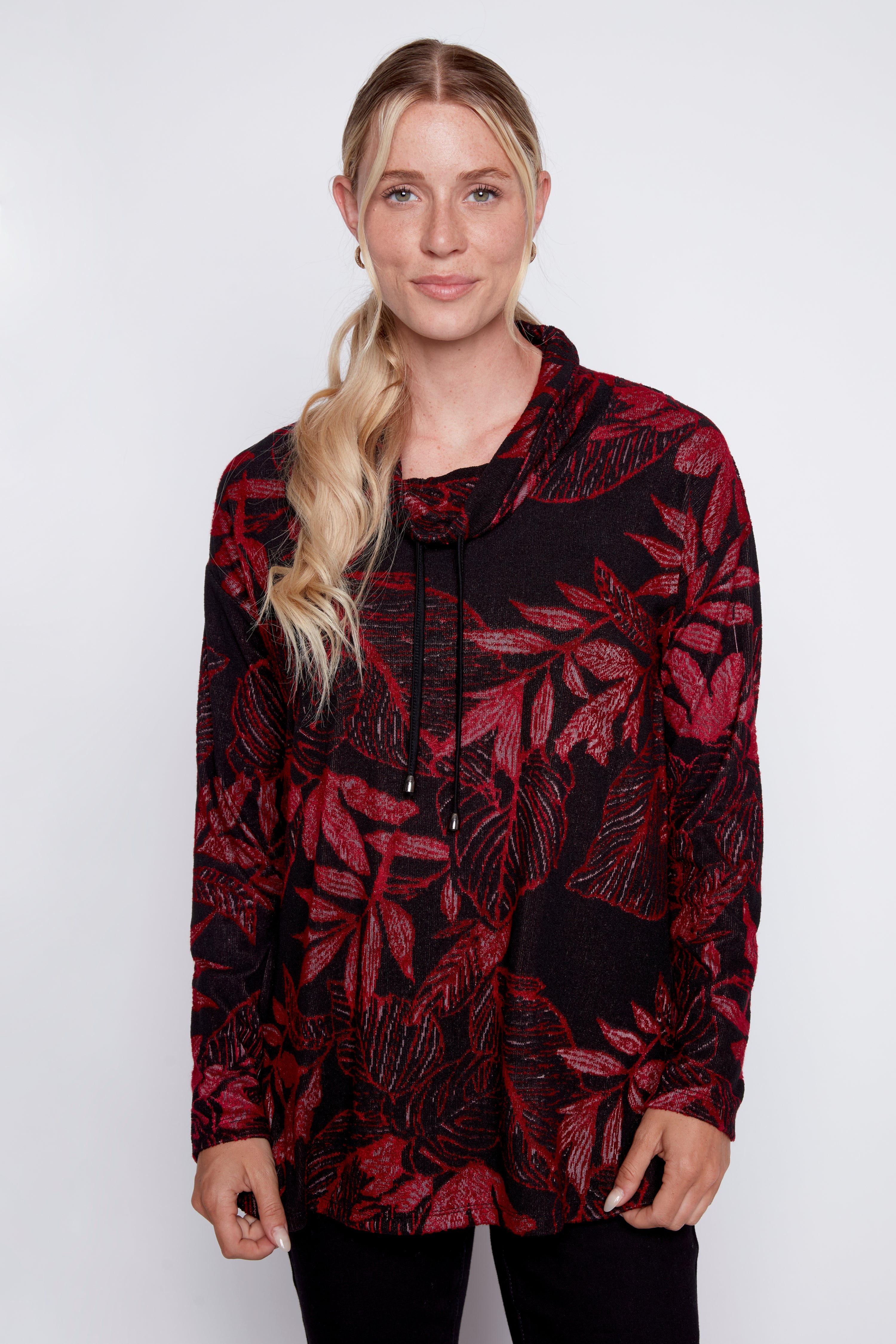 Le haut en maille jacquard fleuri